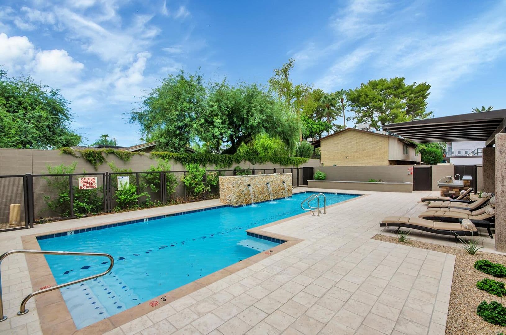 Scottsdale House: 6990 E. 6th St #1007
