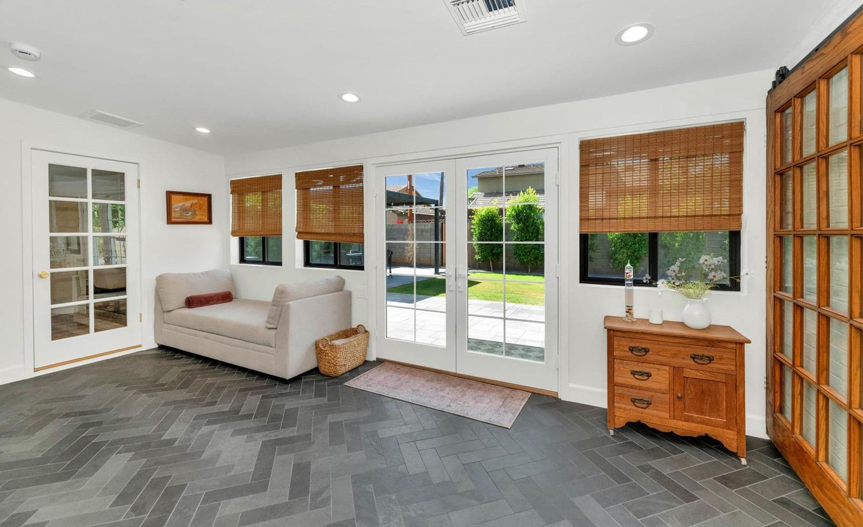 Tempe House: 103 W. Palmcroft Dr