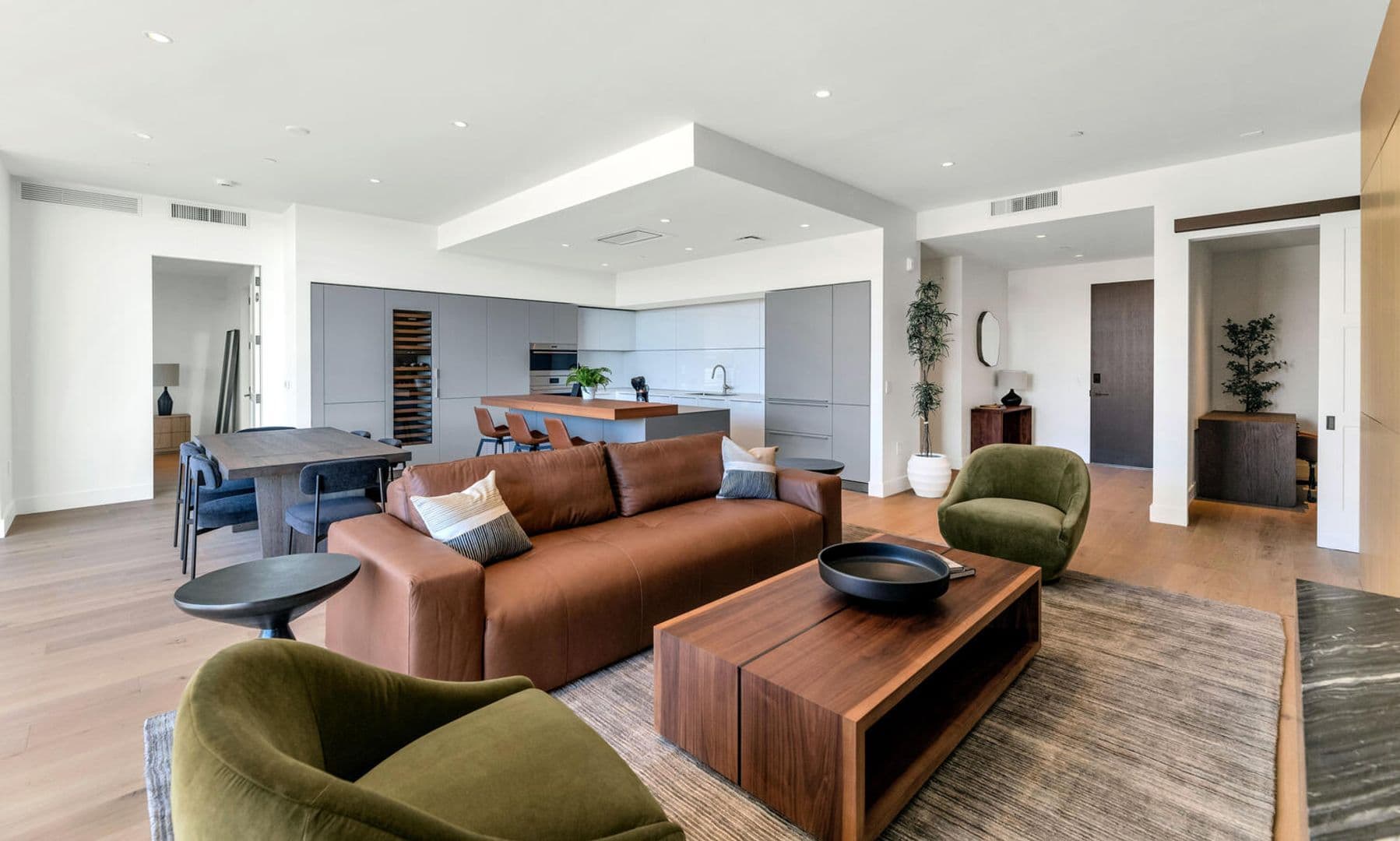 Scottsdale House: 4849 N Camelback Ridge Rd #B203