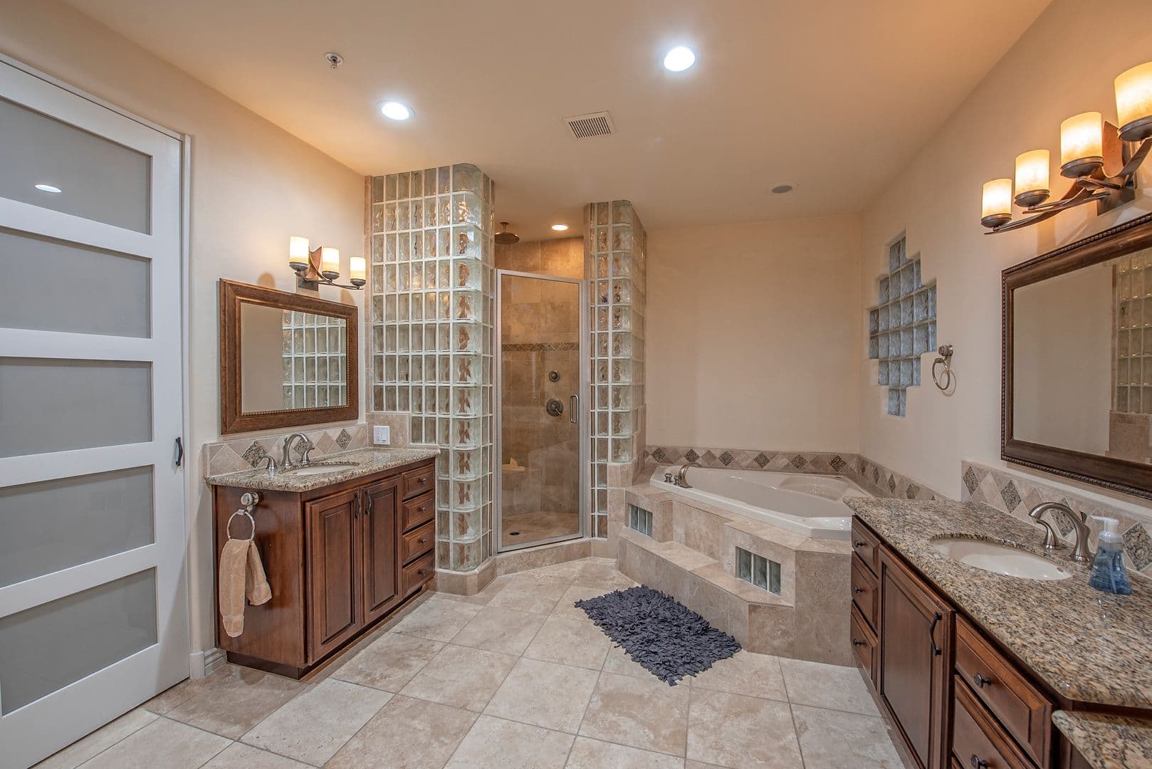 Scottsdale House: 12494 N 116th St