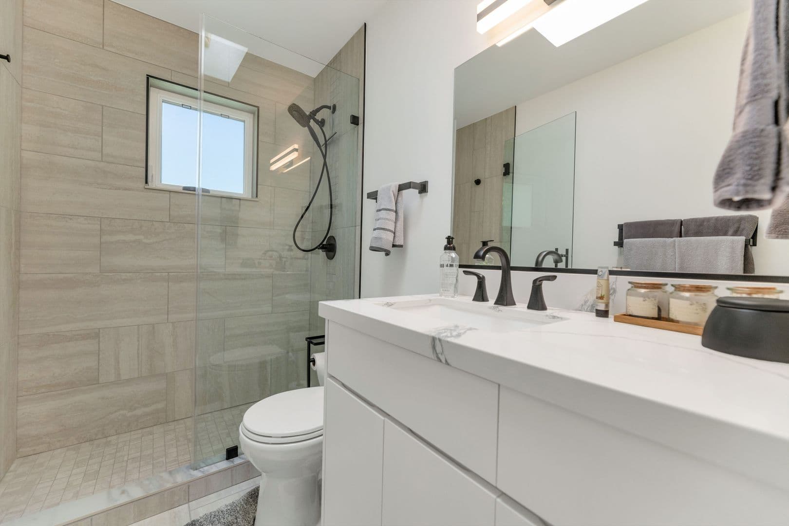 Phoenix House: 4406 N Dromedary Rd