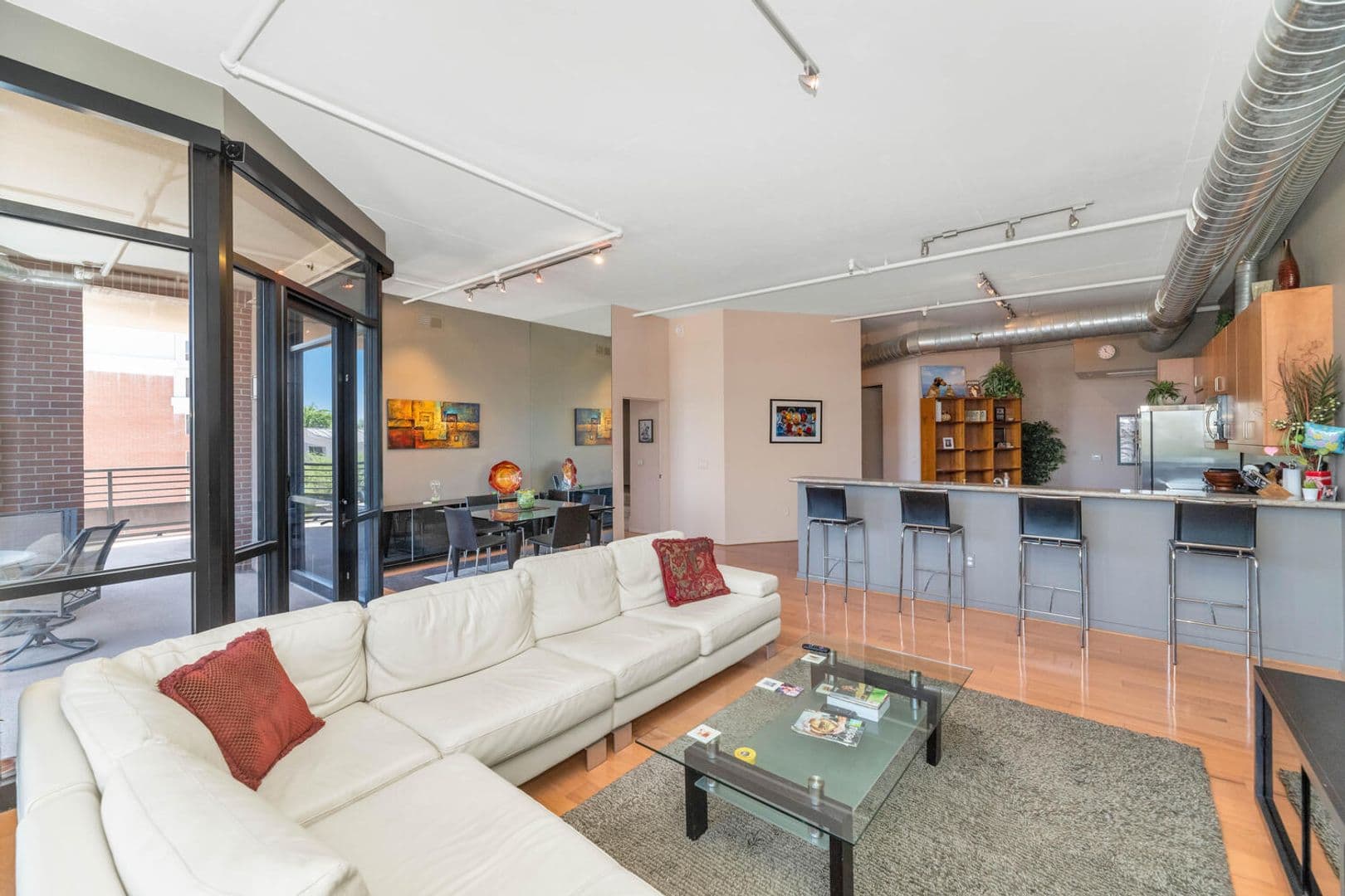 Scottsdale House: 7301 E. 3rd Ave #305