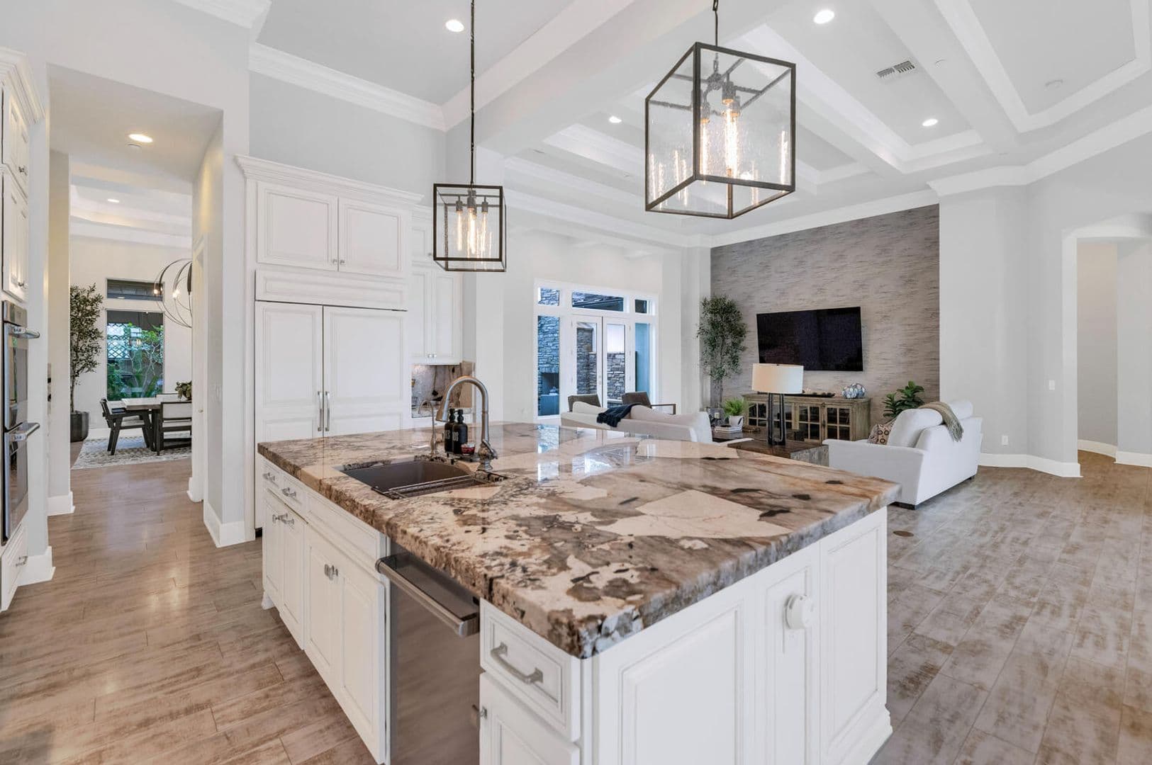 Cave Creek House: 5413 E. Juniper Canyon Dr.