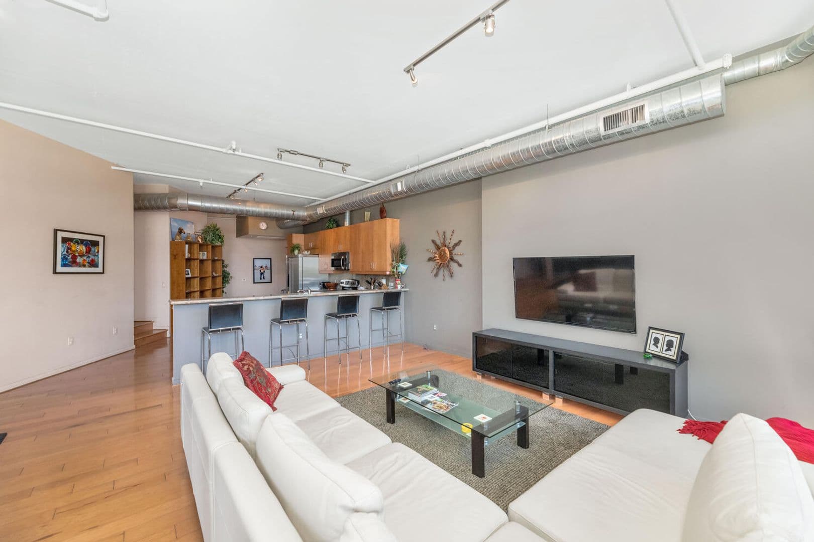 Scottsdale House: 7301 E. 3rd Ave #305
