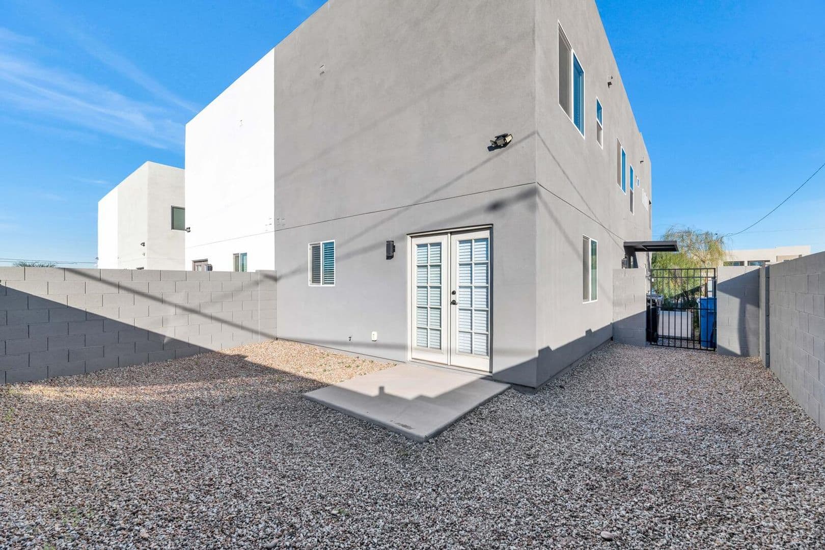 Phoenix House: 2509 E. Broadway Rd #4
