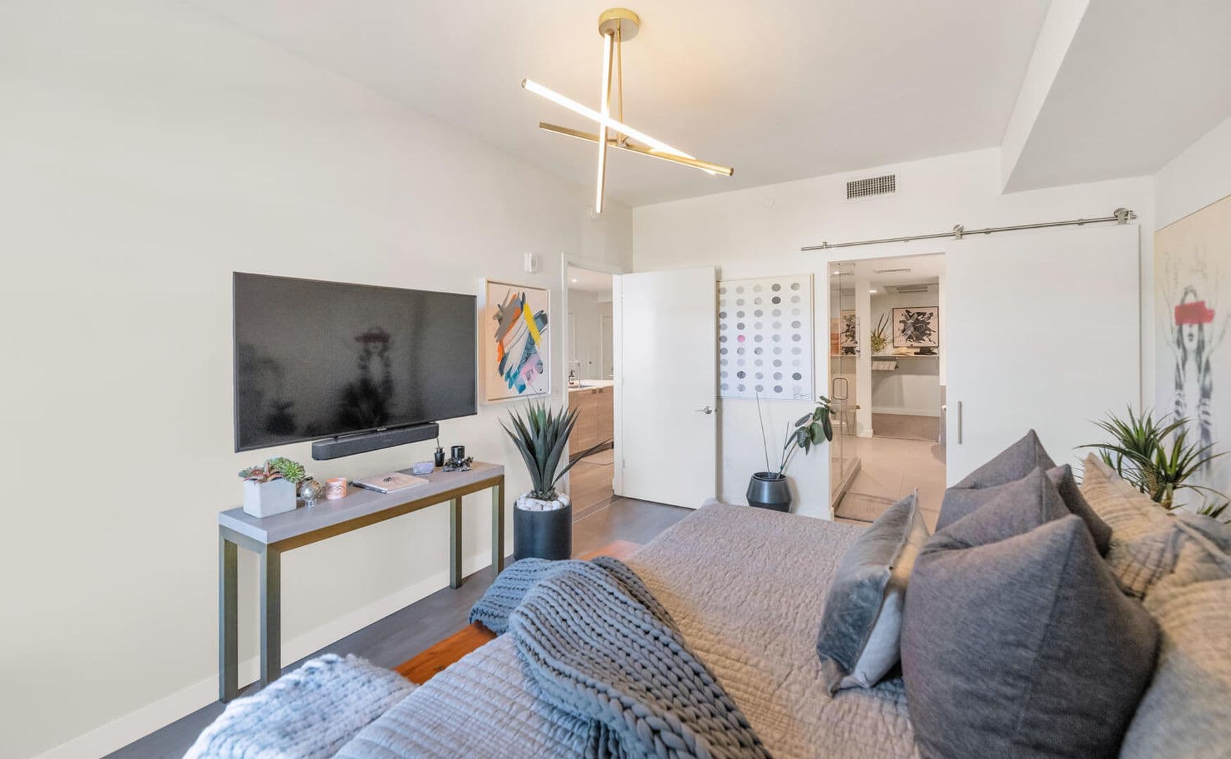 Phoenix House: 2300 E. Campbell Ave #226