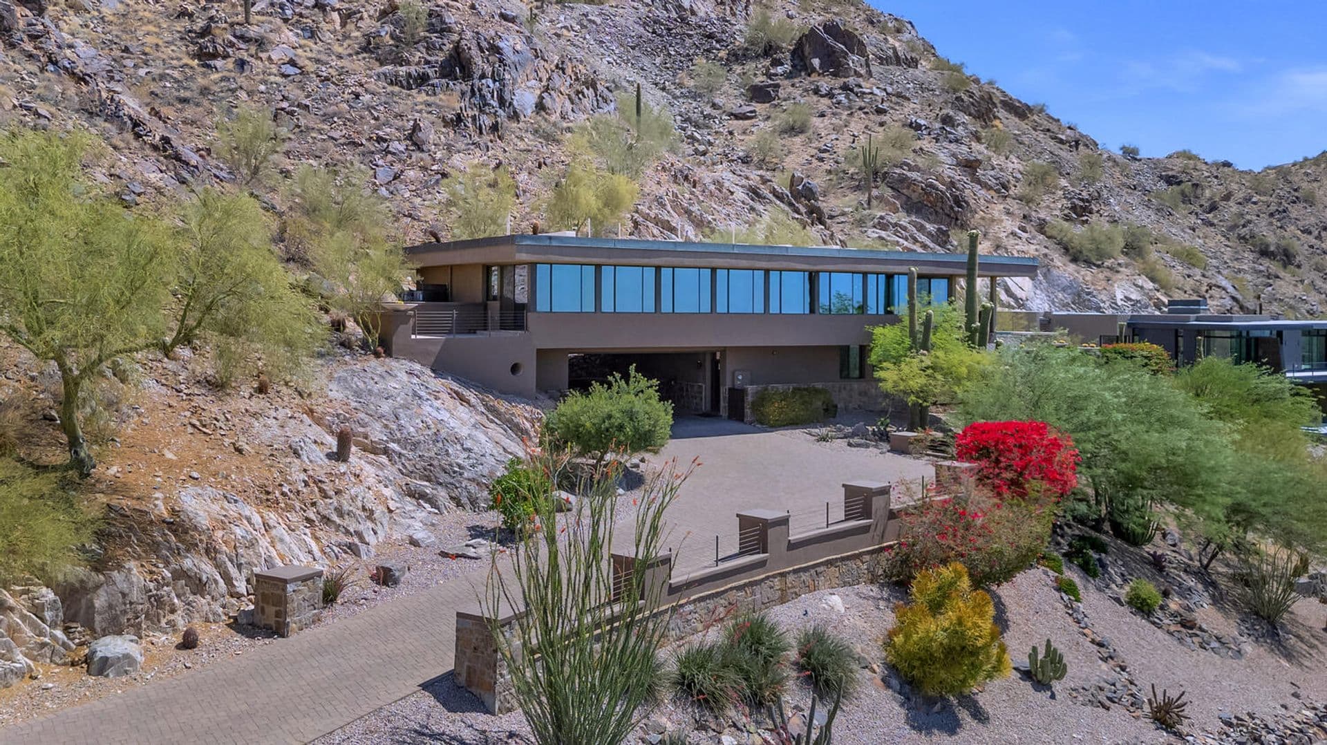 Paradise Valley House: 5800 E. Glen Dr
