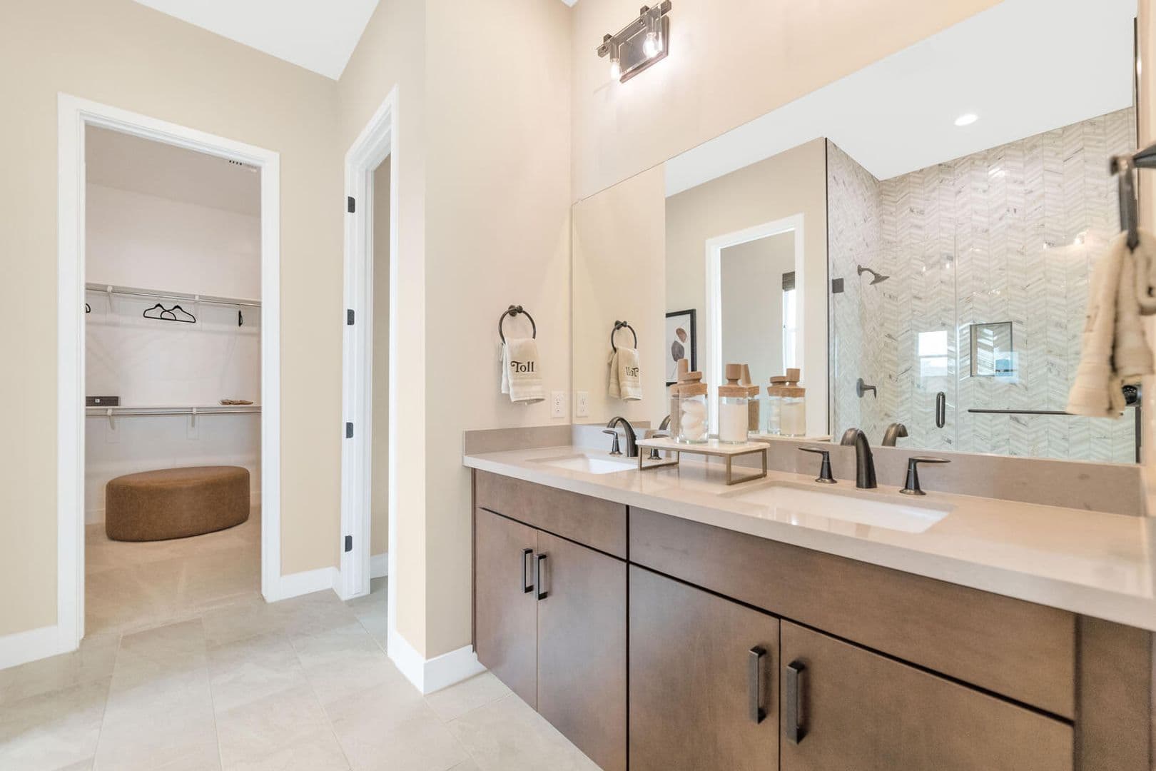 Mesa House: 10118 E Tesla Ave