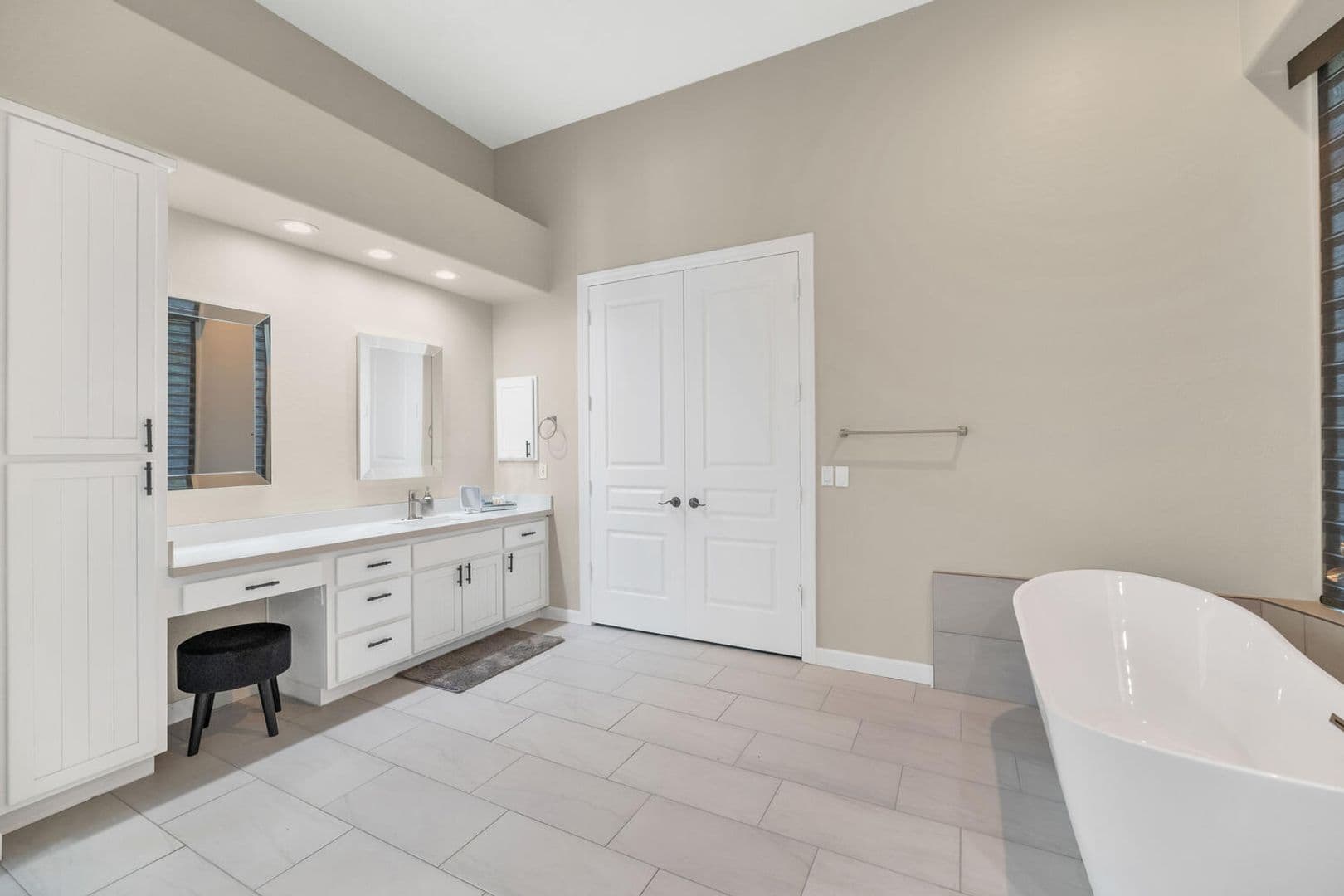 Scottsdale House: 10940 E. Cosmos Circle