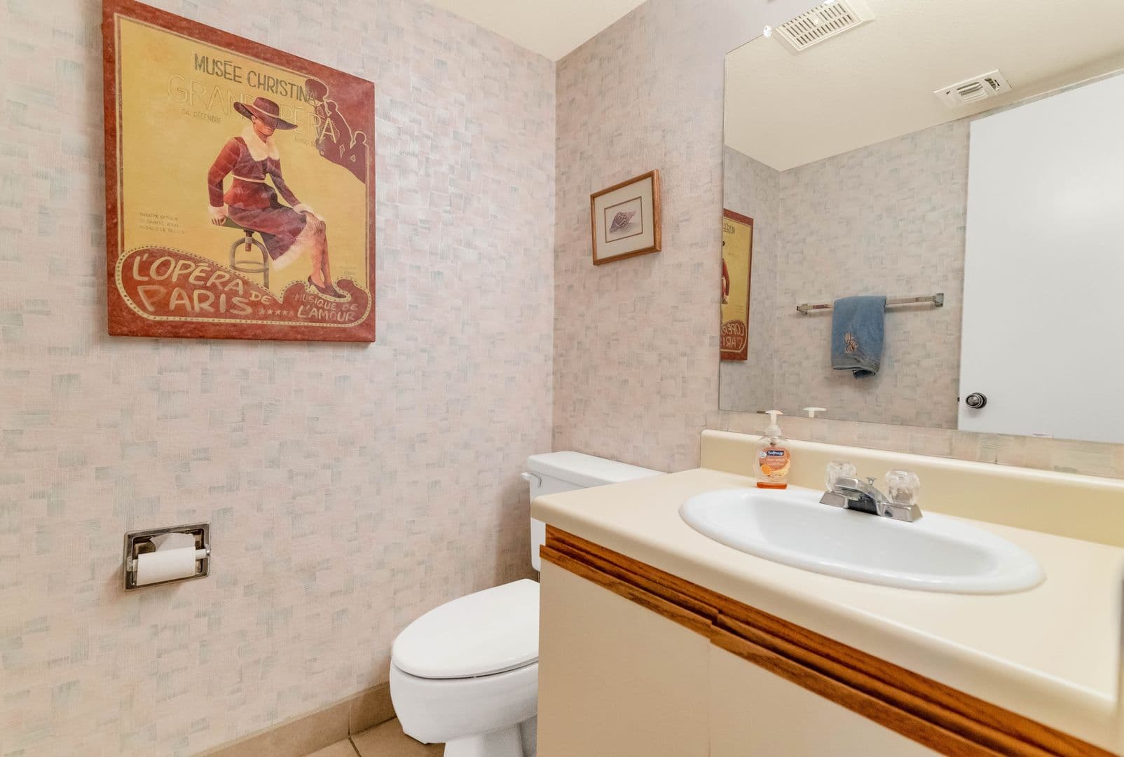Phoenix House: 5223 N 24th St #105