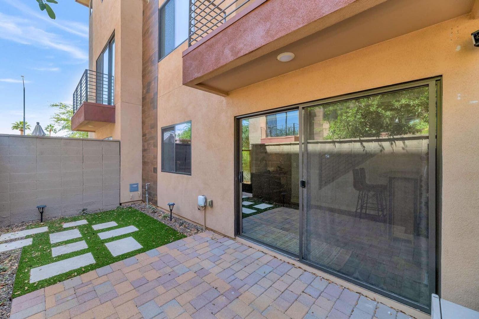 Scottsdale House: 6990 E. 6th St #1007