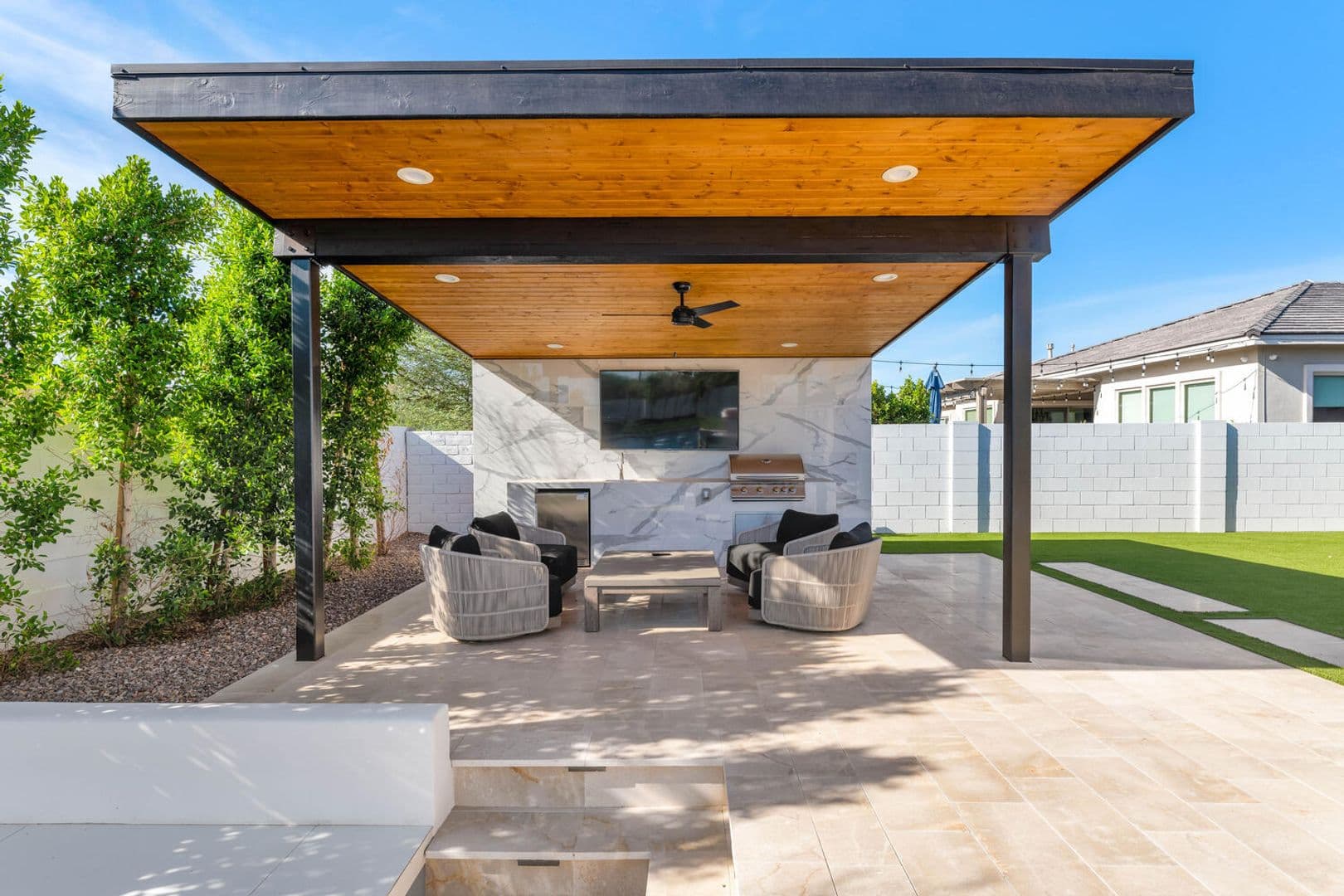 Phoenix House: 2855 E. Los Gatos
