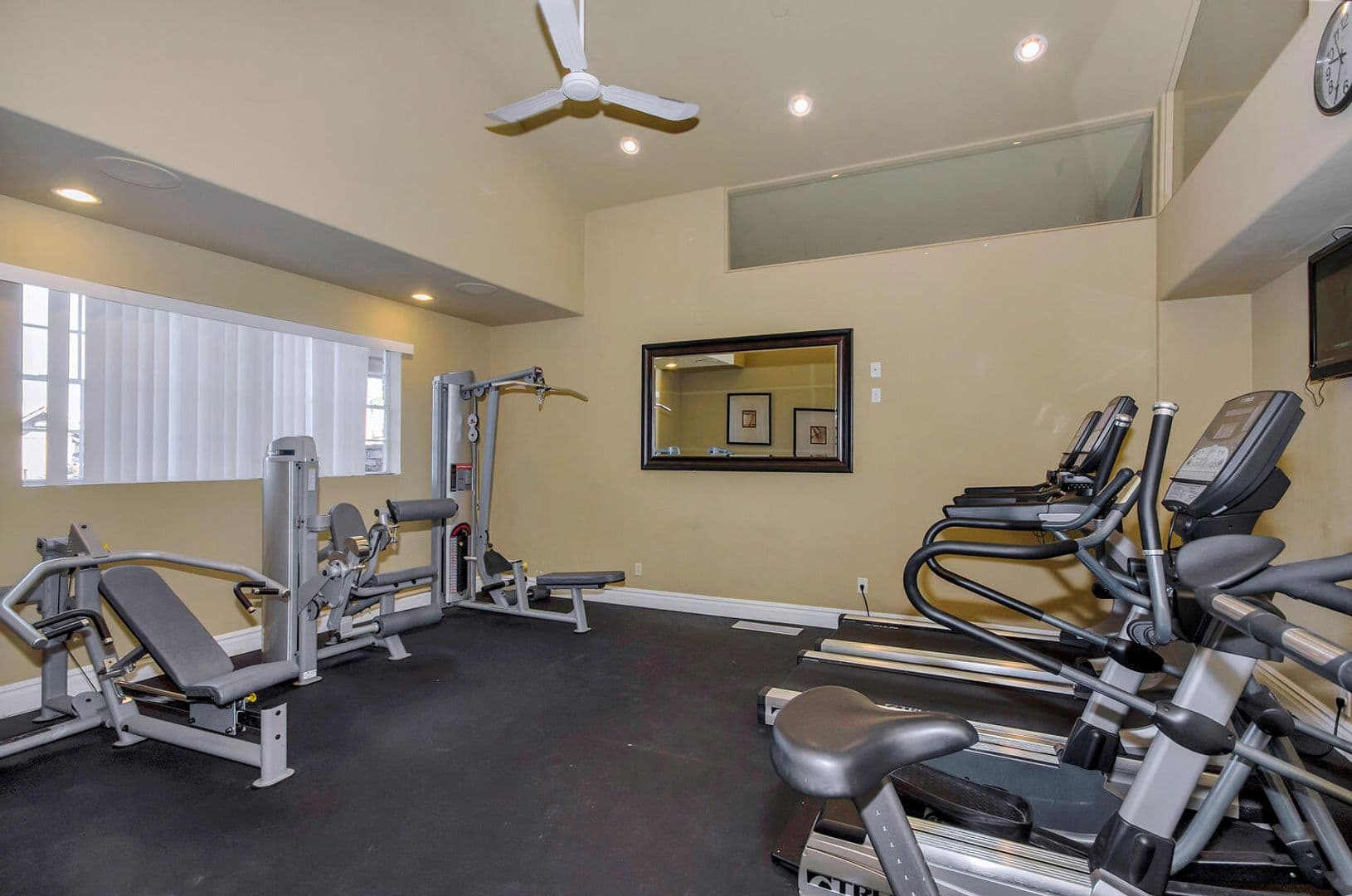 Scottsdale House: 14145 N. 92nd St #1083