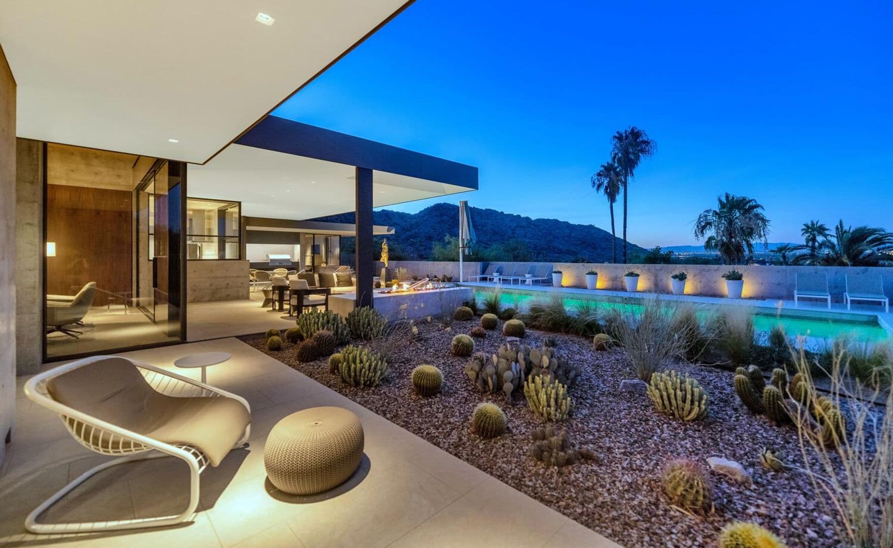 Paradise Valley House: 4446 E. Mockingbird Lane