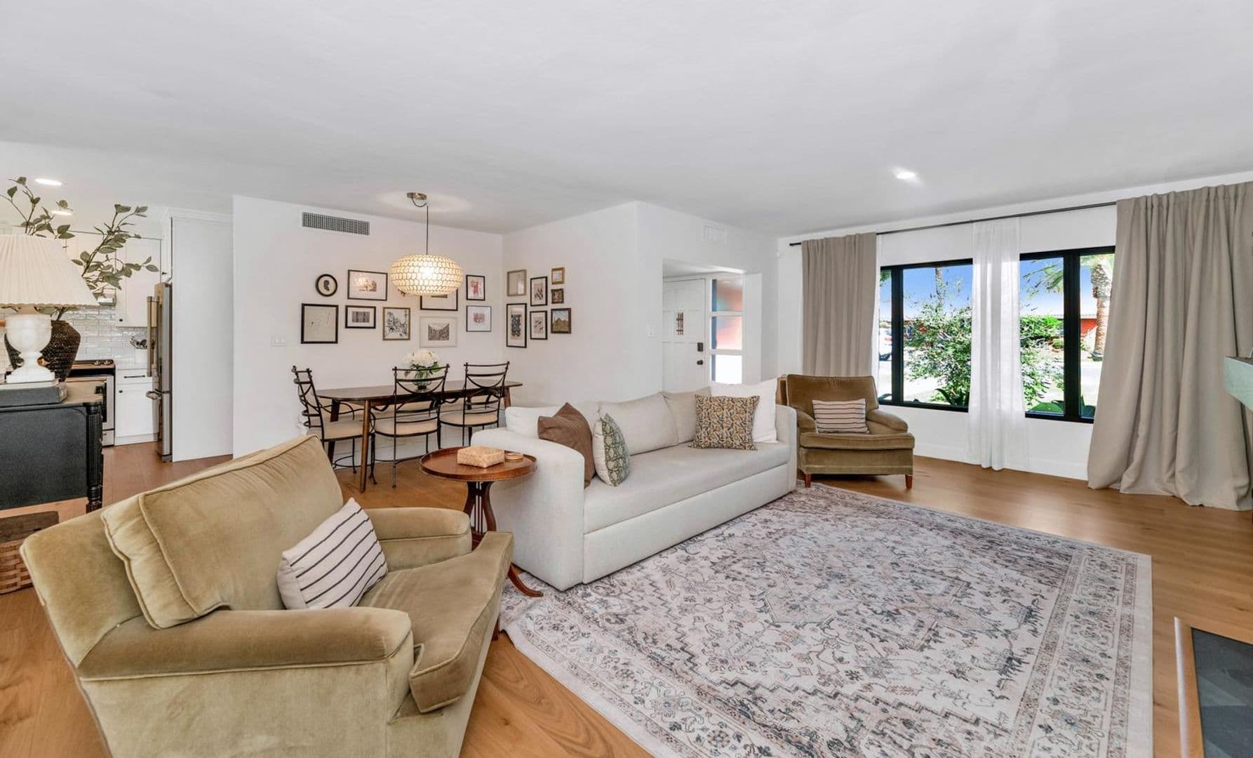 Tempe House: 103 W. Palmcroft Dr