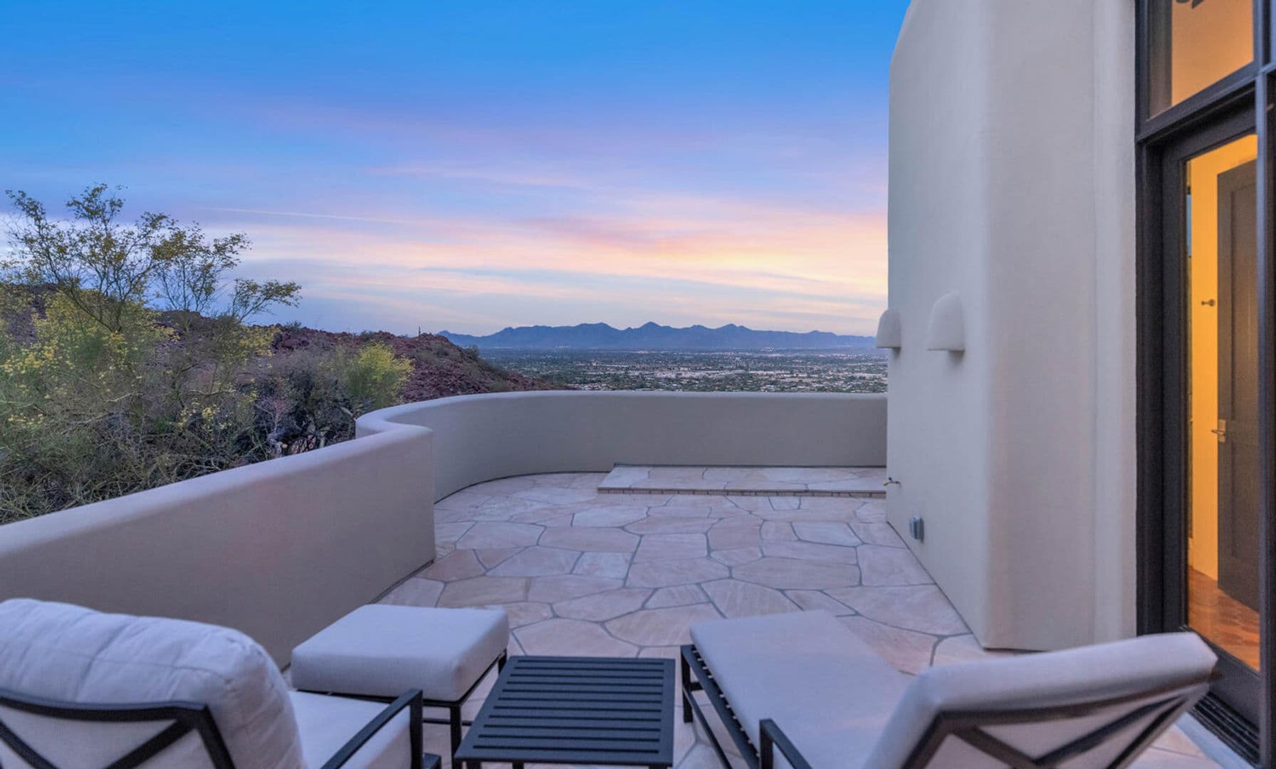 Paradise Valley House: 5810 E Cholla Ln