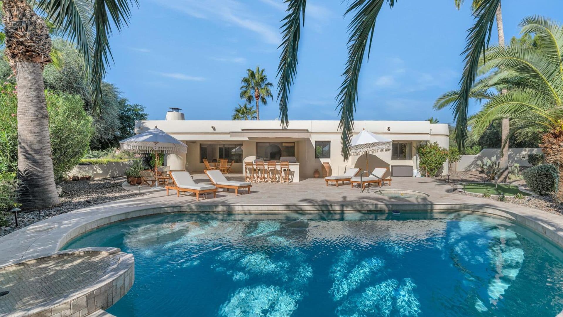 Scottsdale House: 9447 E. Calle De Valle Dr.