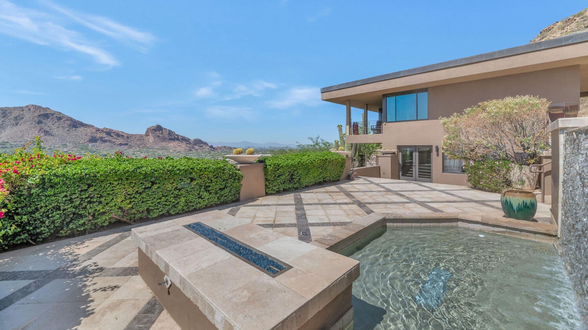 Paradise Valley House: 5800 E. Glen Dr
