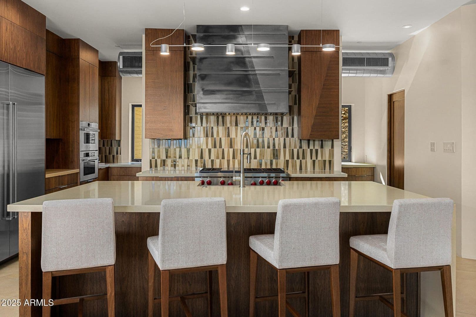 Paradise Valley House: 6331 E. Hummingbird Lane