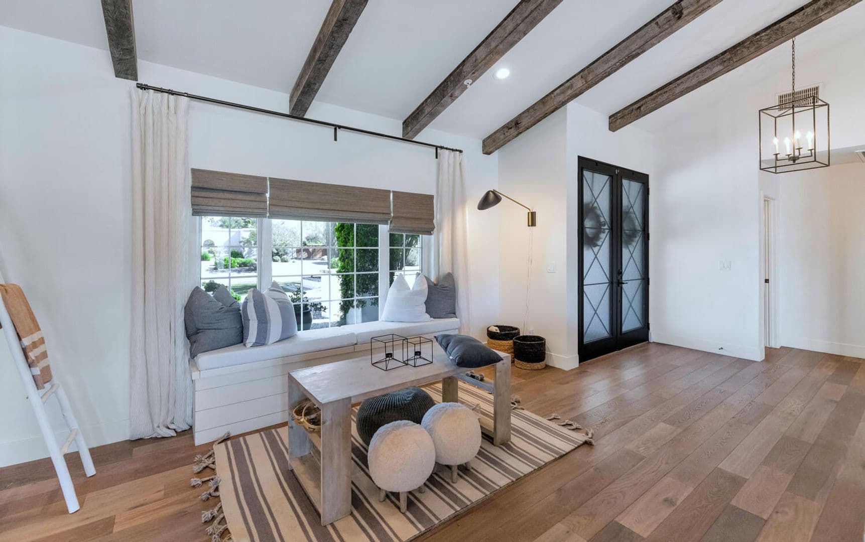 Scottsdale House: 8313 E. Carol Way