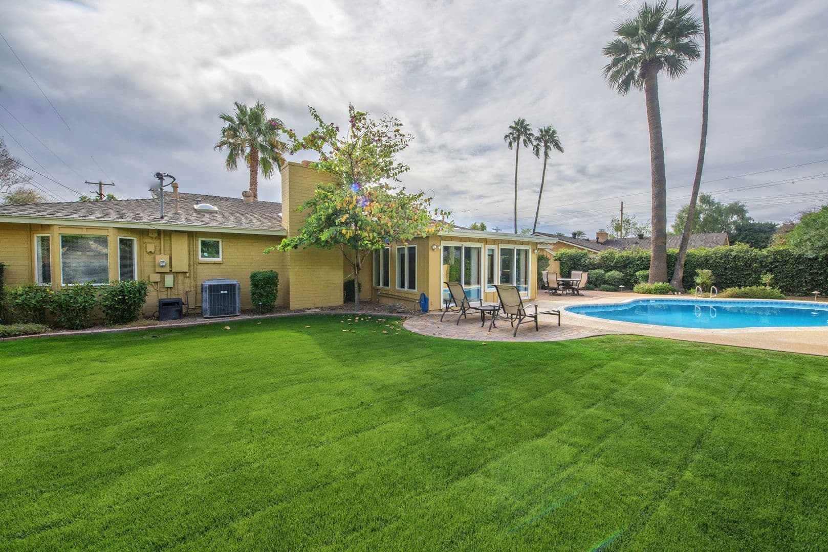 Phoenix House: 4406 N Dromedary Rd