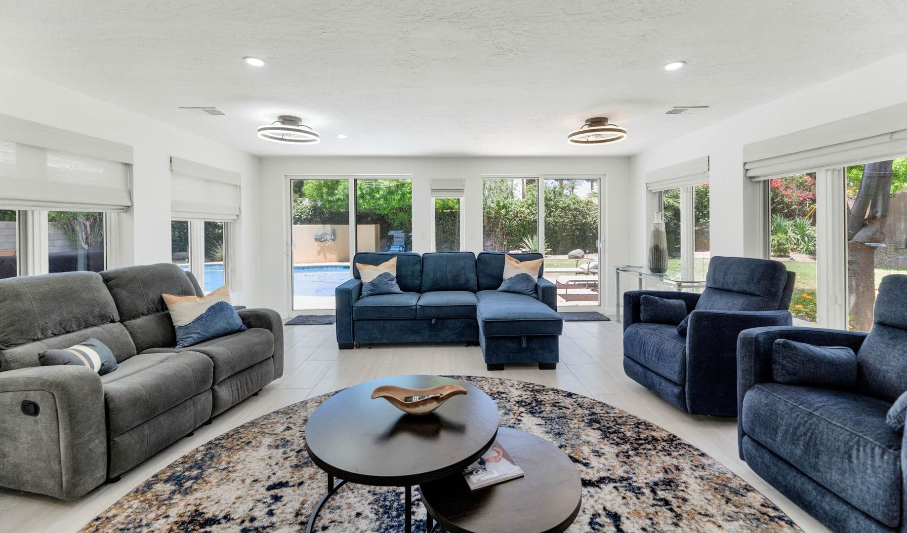 Phoenix House: 4406 N Dromedary Rd