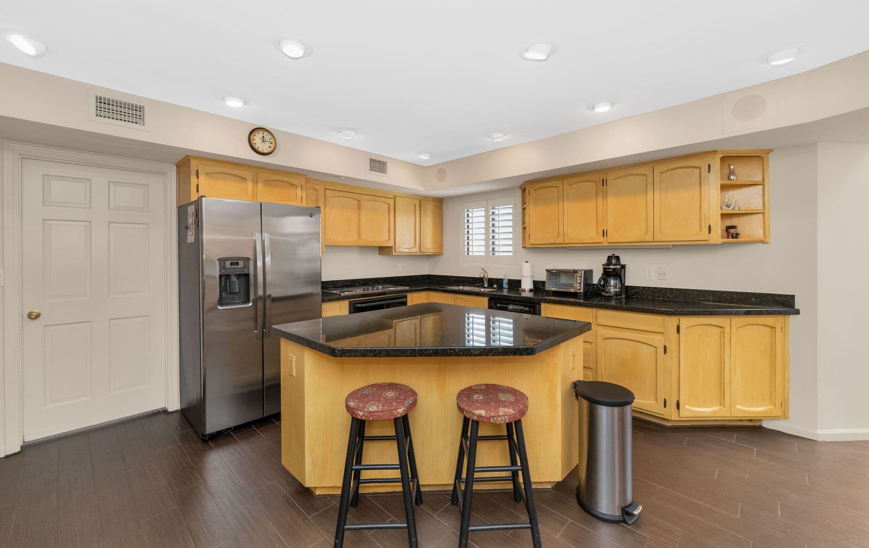 Phoenix House: 2626 E Arizona Biltmore Circle 32