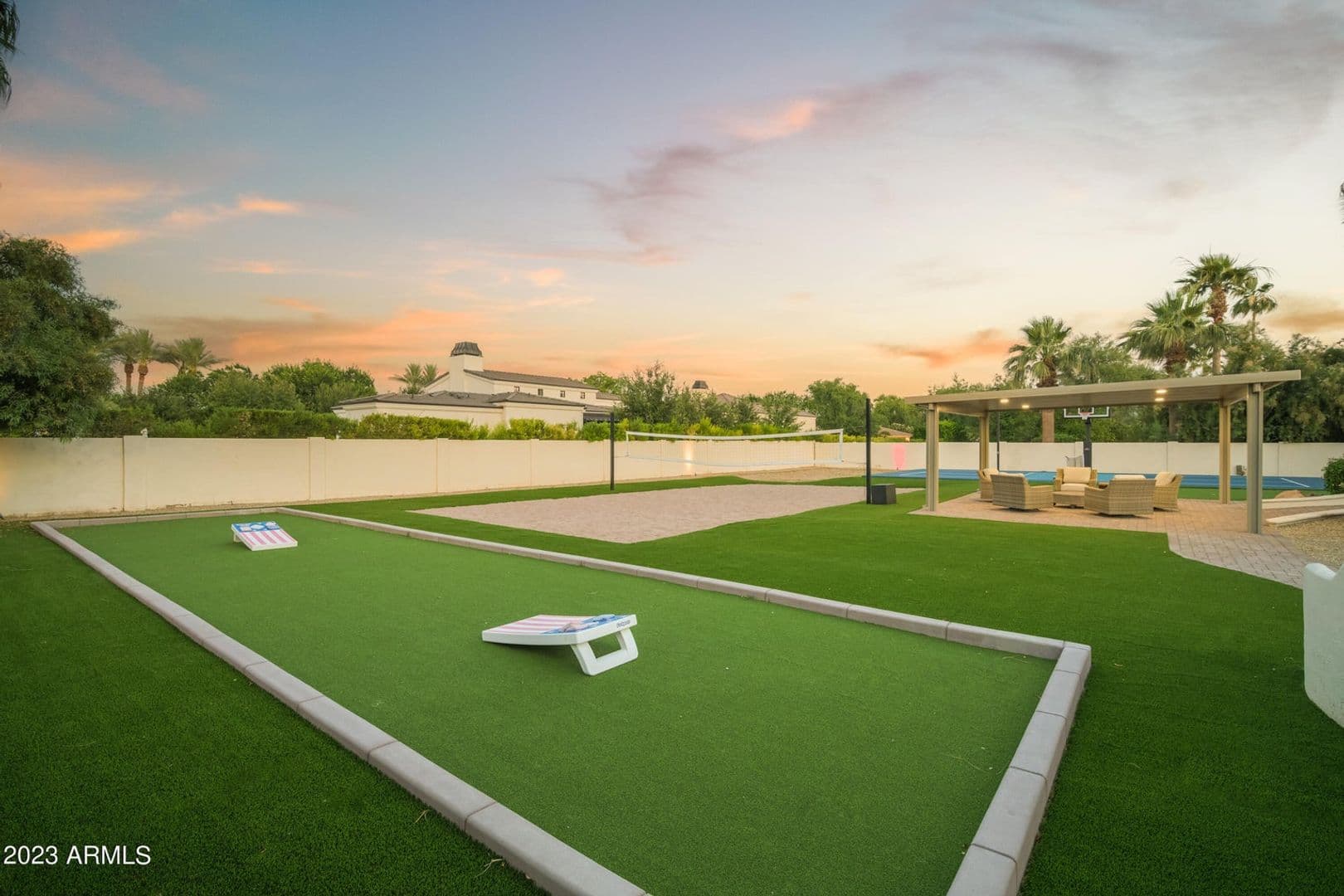 Paradise Valley House: 9215 N. Invergordon Rd