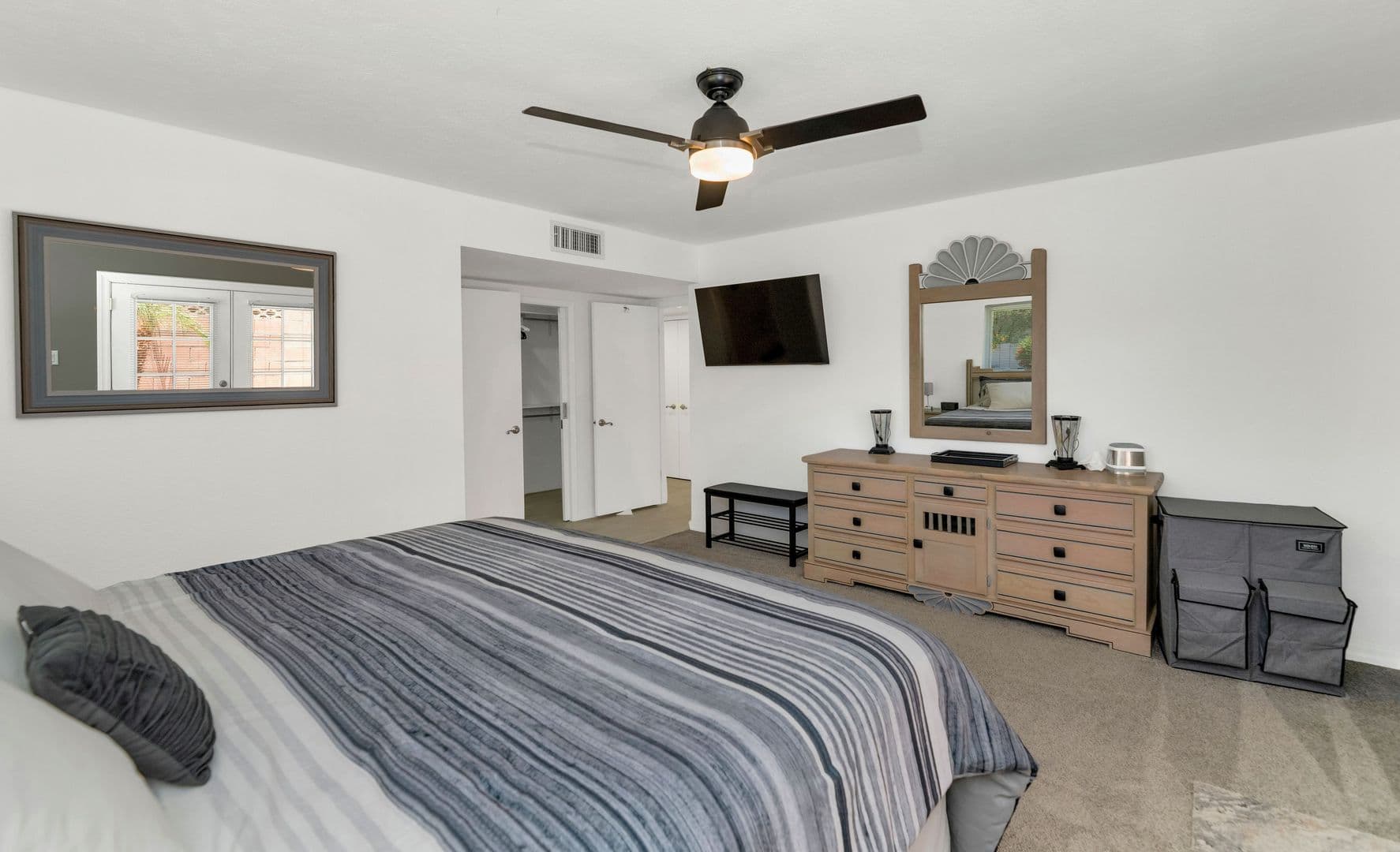 Phoenix House: 4406 N Dromedary Rd