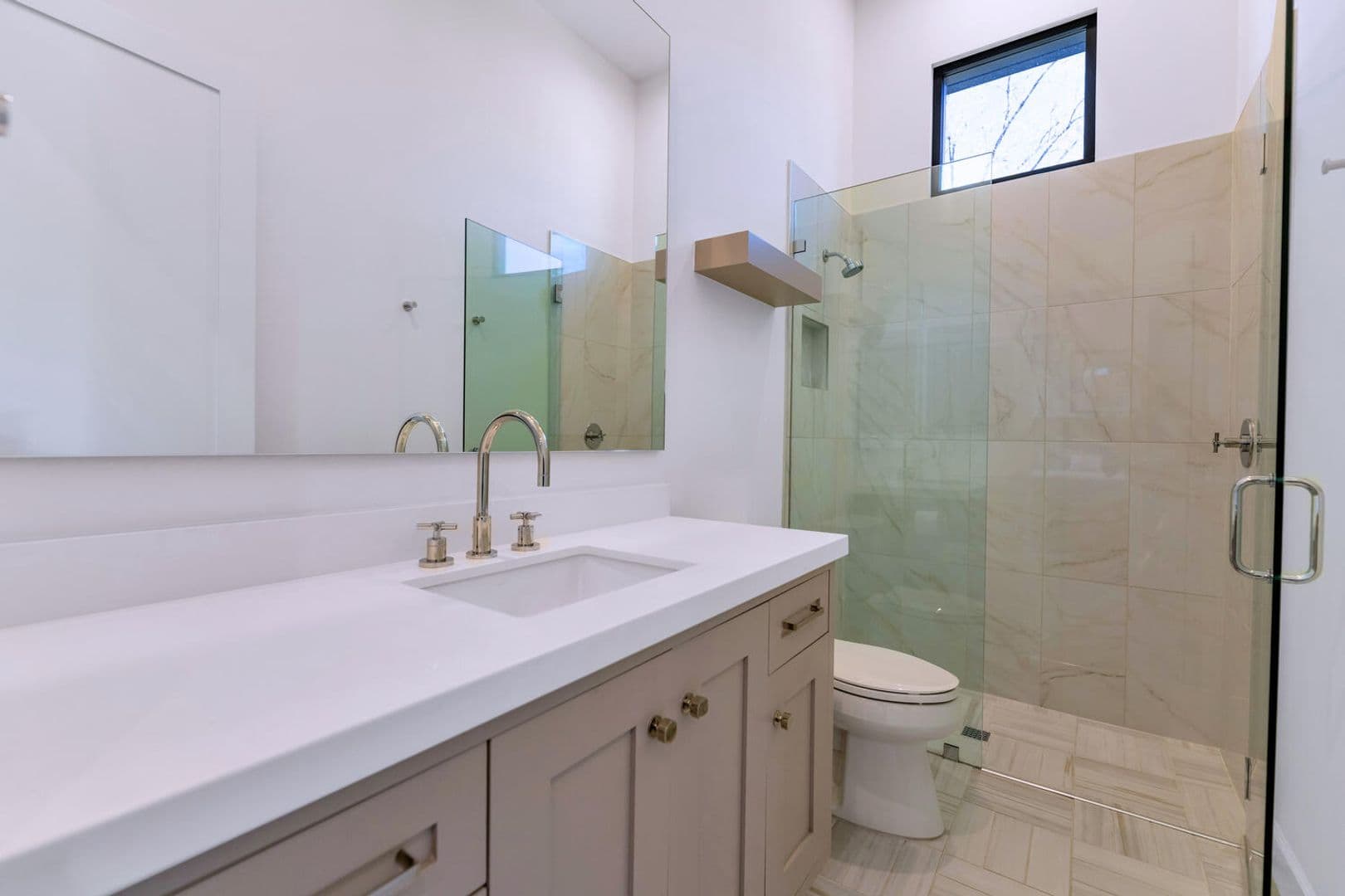 Phoenix House: 4147 E. Clarendon Ave