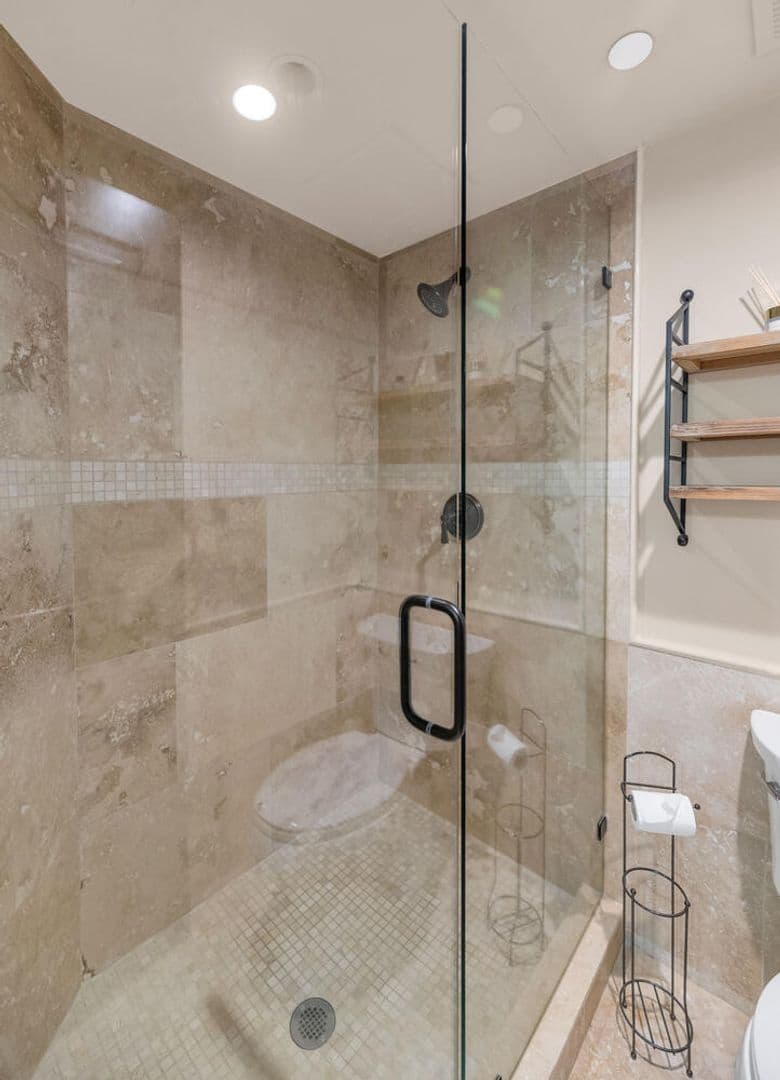 Paradise Valley House: 5800 E. Glen Dr
