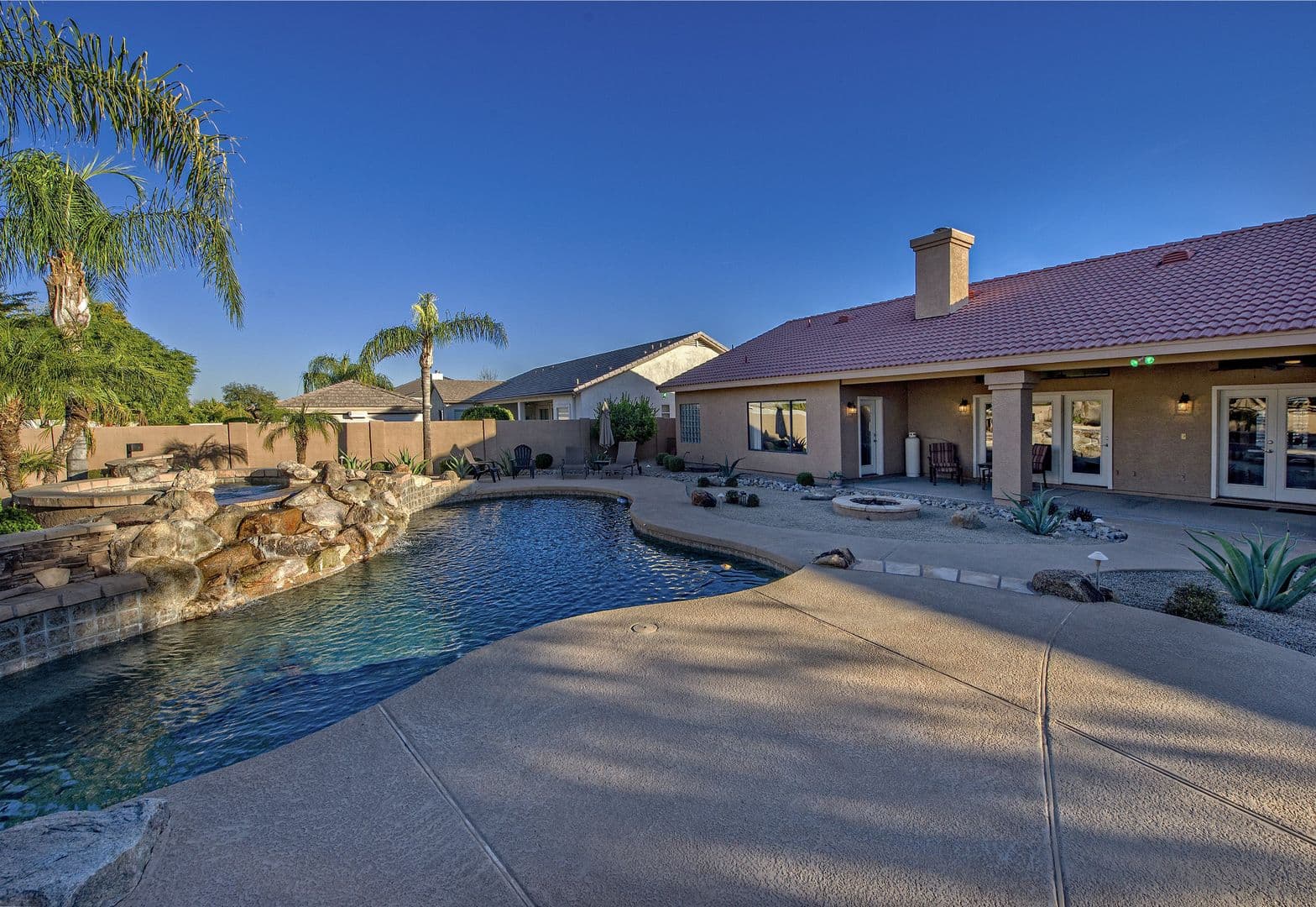 Glendale House: 4548 W  Mariposa Grande Ln