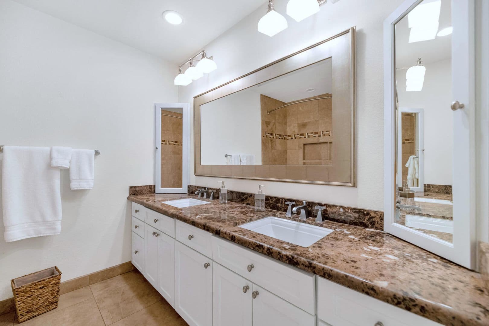 Scottsdale House: 4219 N 62nd St