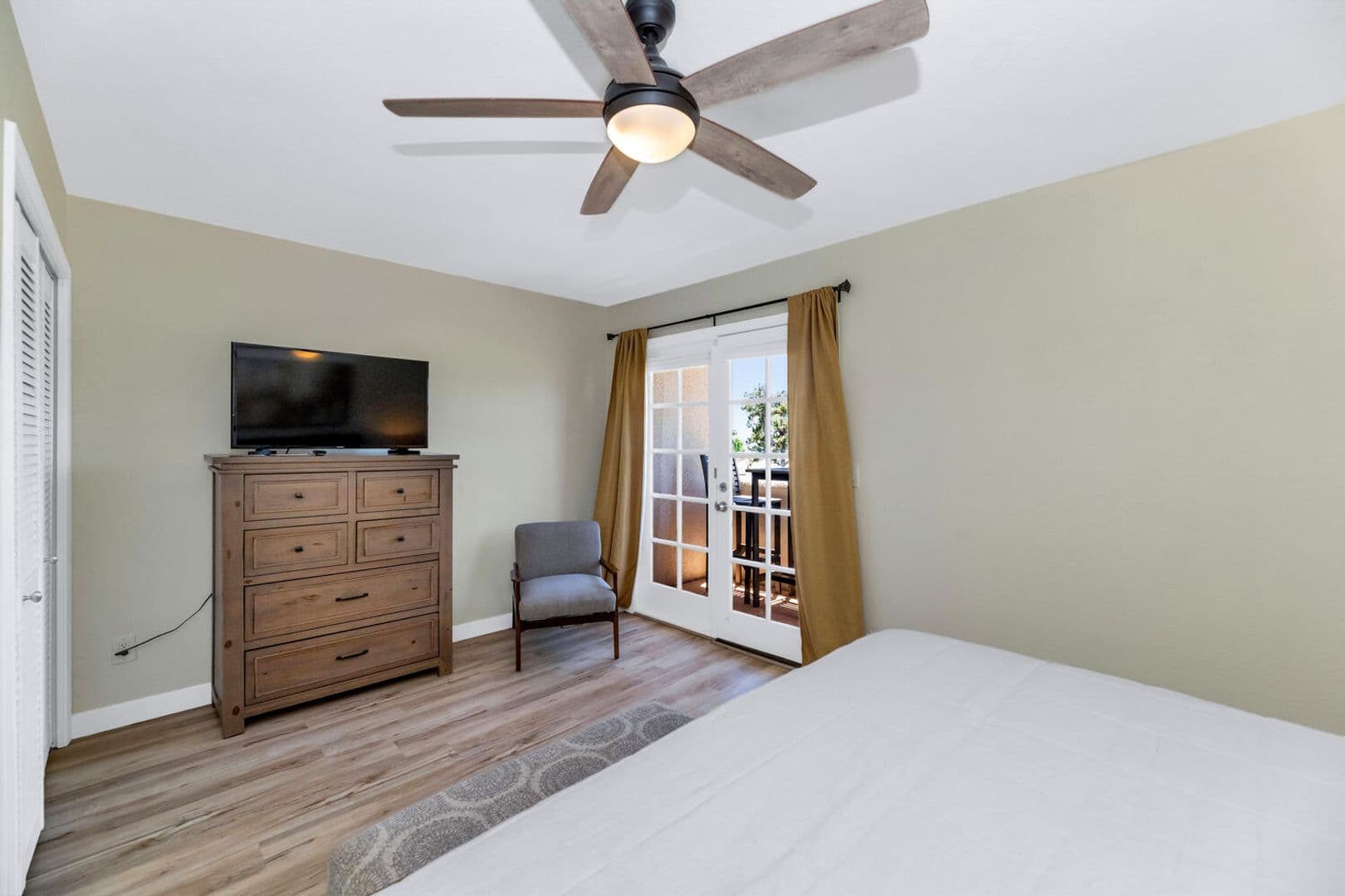 Phoenix House: 3037 E. Rose Lane