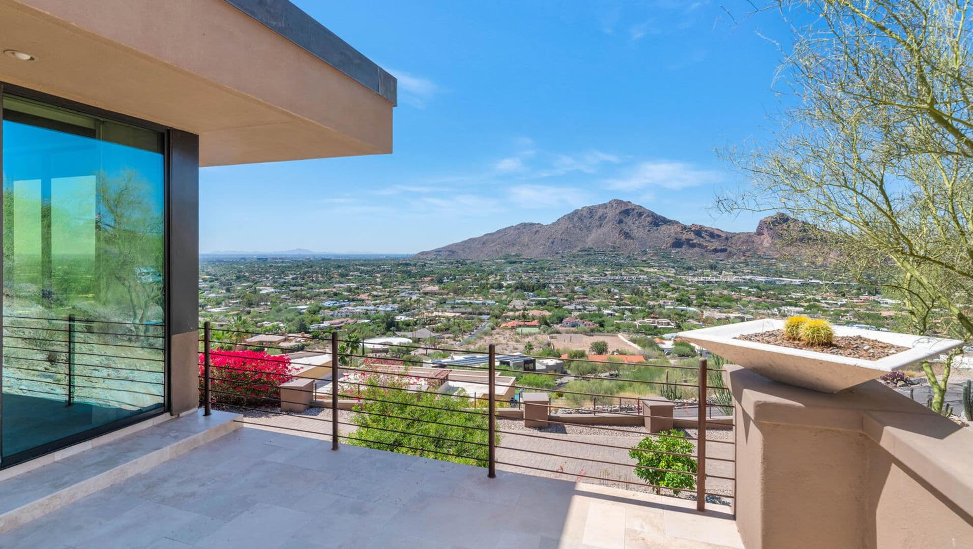 Paradise Valley House: 5800 E. Glen Dr