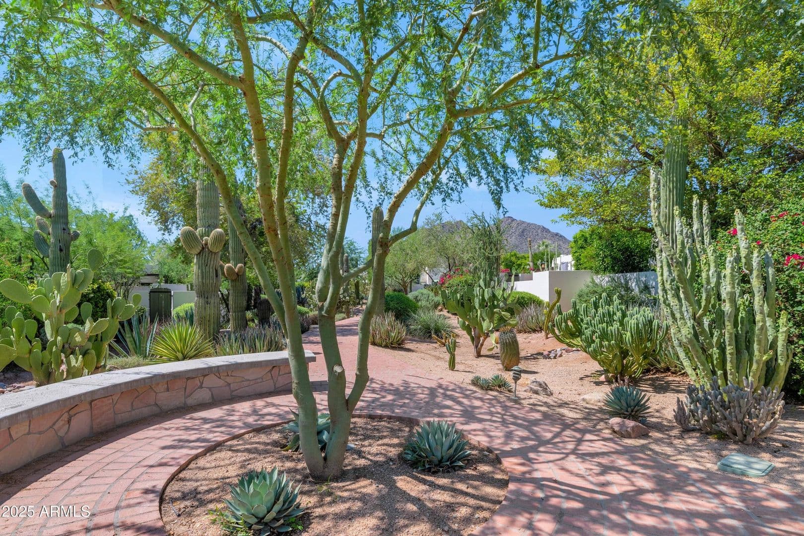 Paradise Valley House: 5101 N. Casa Blanca Dr #19