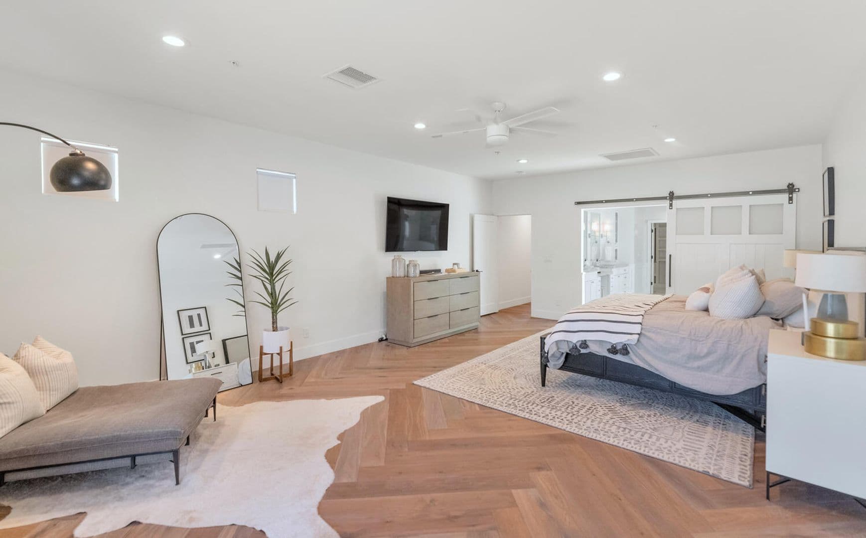 Scottsdale House: 8313 E. Carol Way