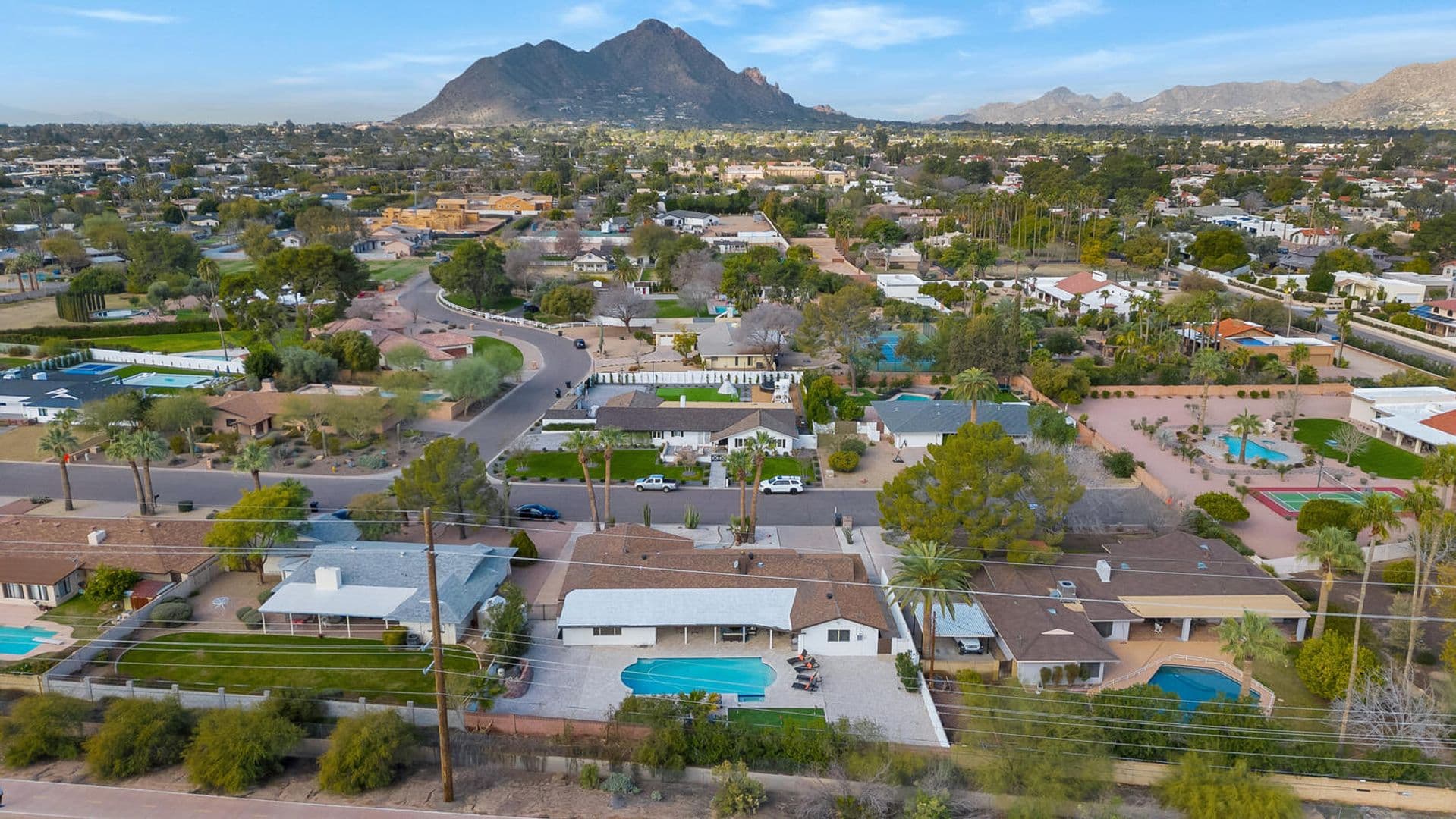 Scottsdale House: 5311 N Woodmere Fairway
