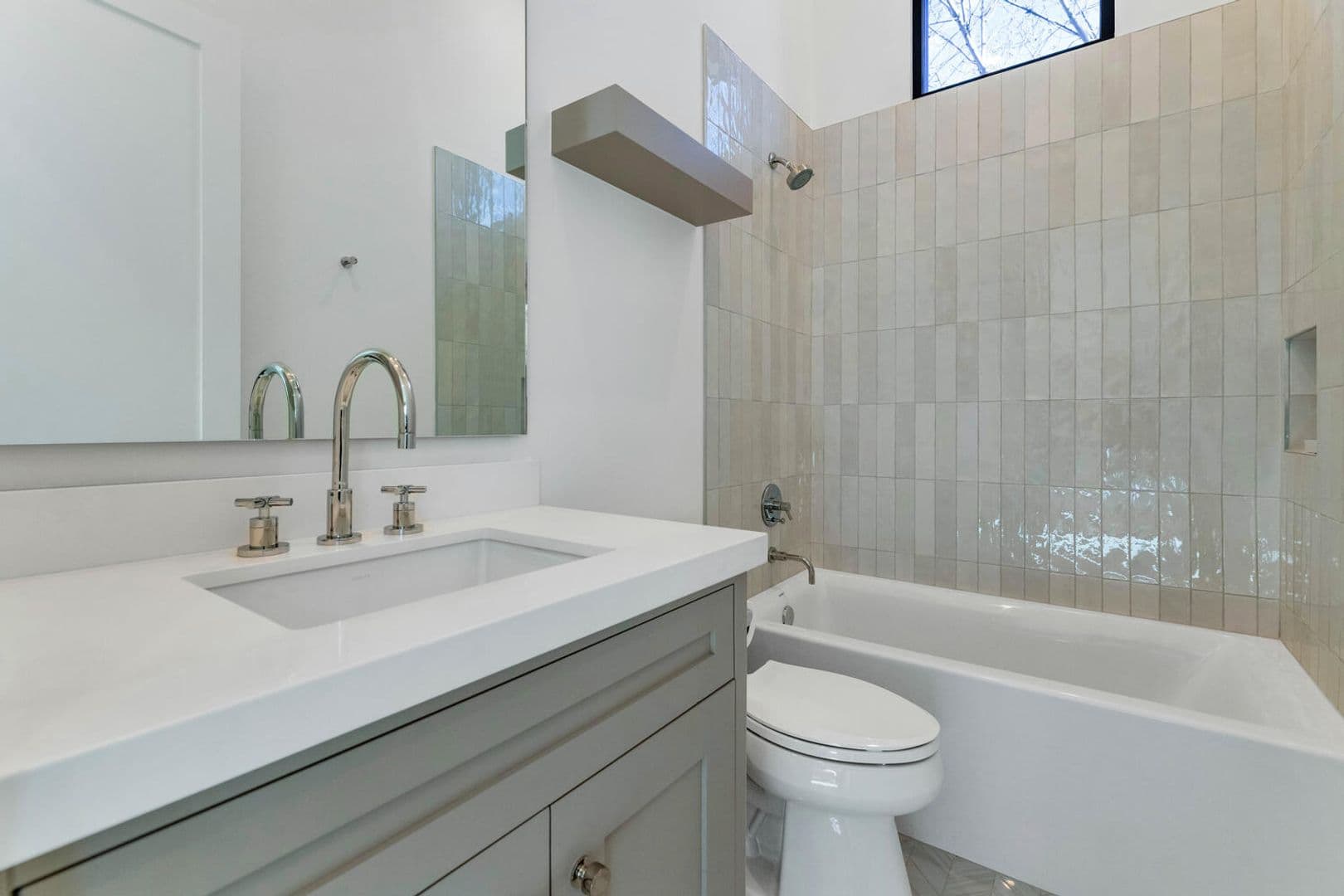 Phoenix House: 4147 E. Clarendon Ave