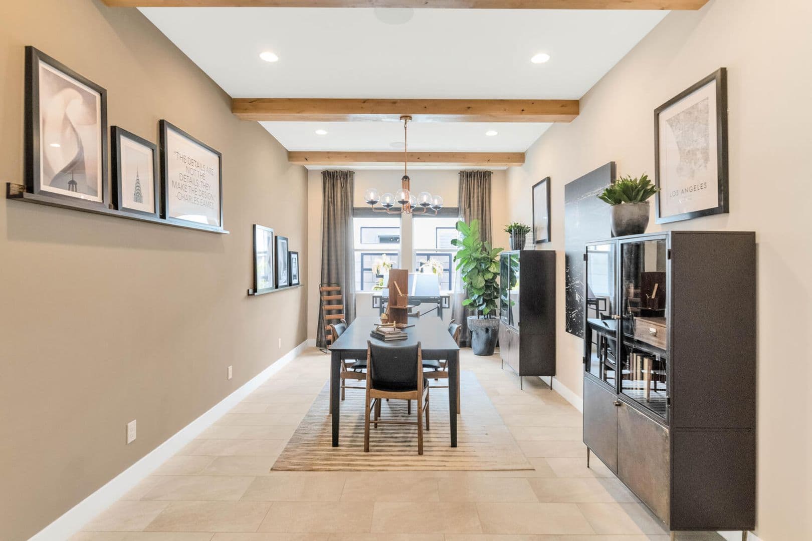 Mesa House: 10118 E Tesla Ave