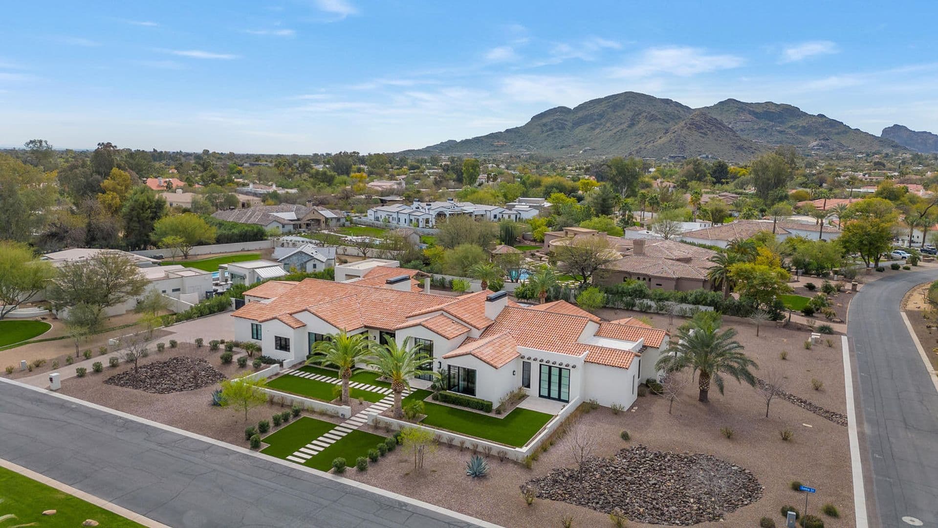 Paradise Valley House: 5353 E Sanna St