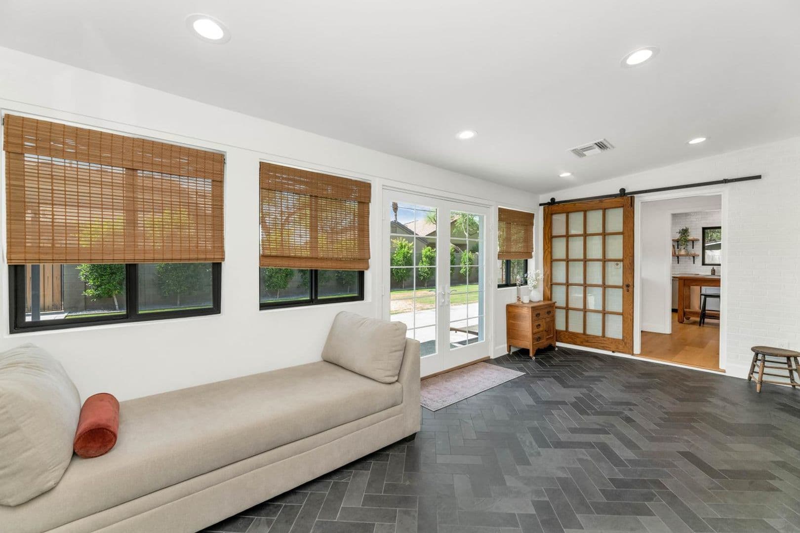 Tempe House: 103 W. Palmcroft Dr