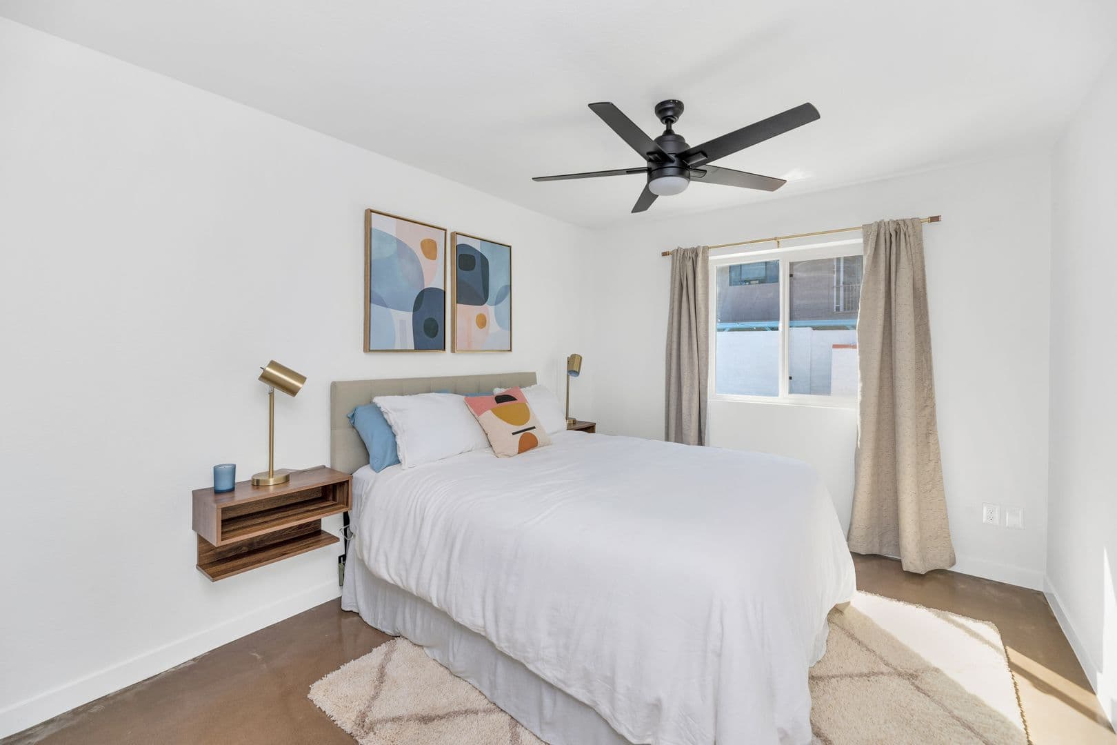 Tempe House: 1511 E. Edgewater Dr