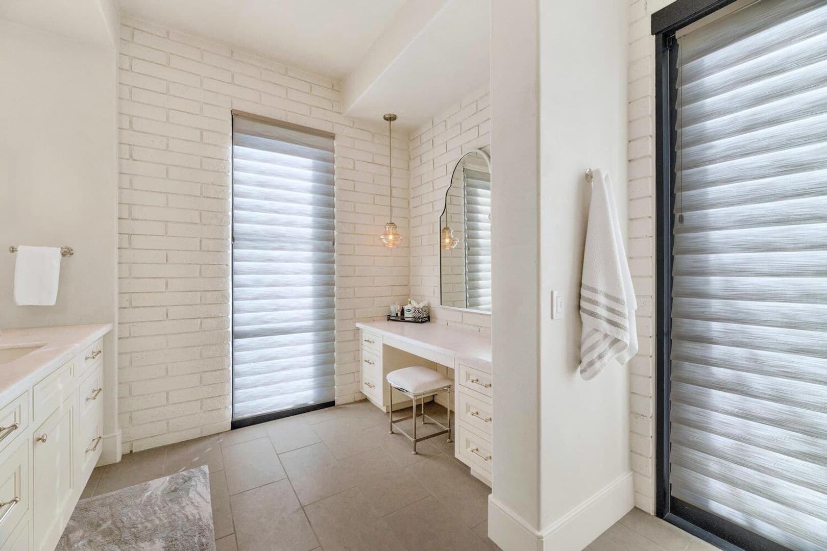 Paradise Valley House: 5353 E Sanna St
