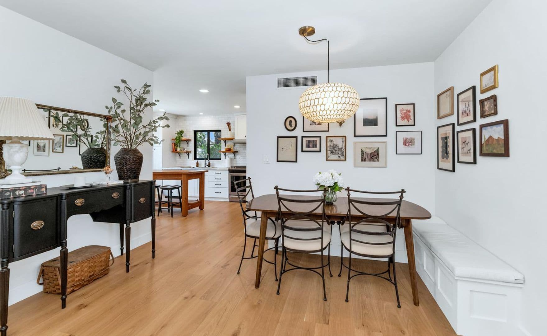 Tempe House: 103 W. Palmcroft Dr