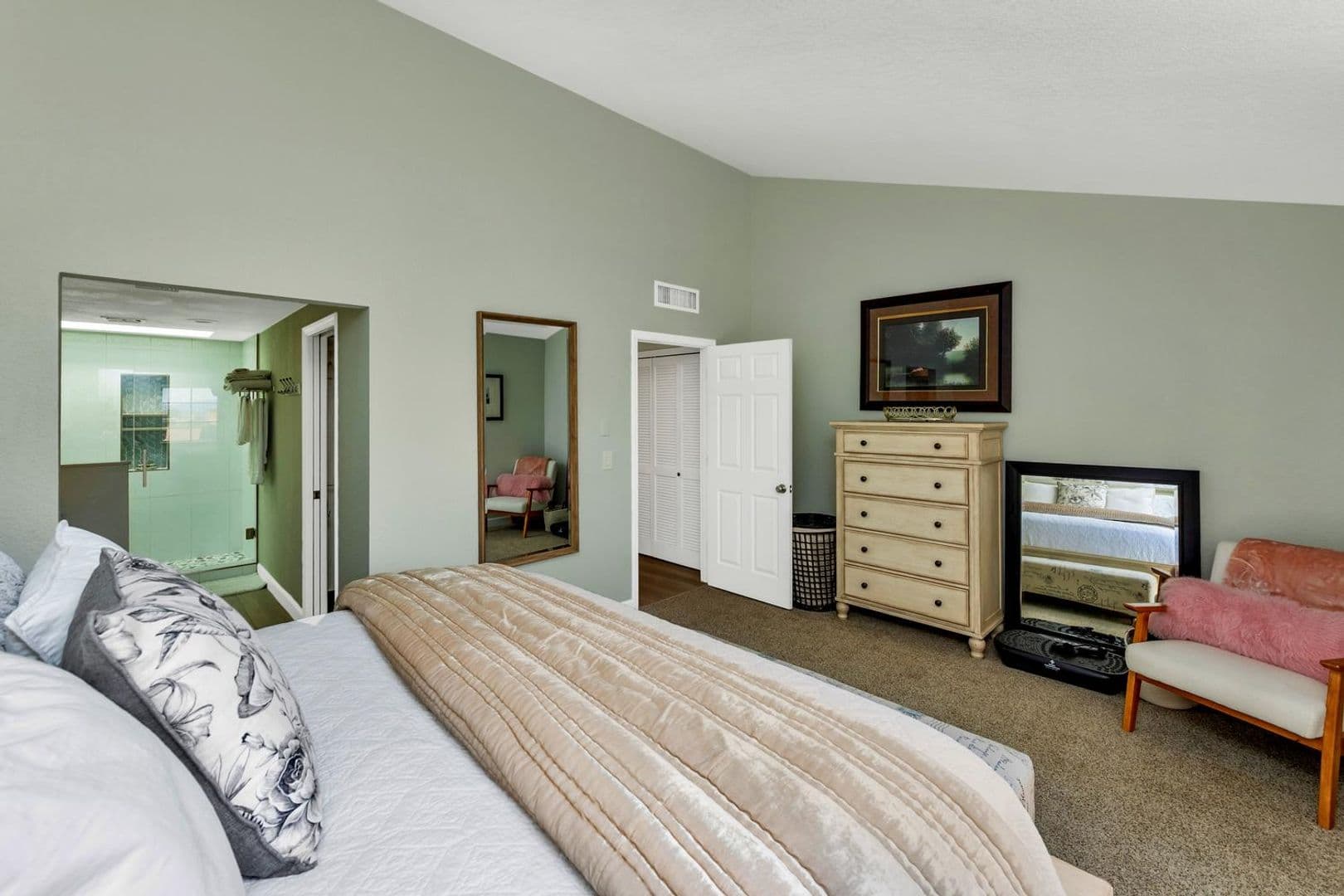 Phoenix House: 2939 E. Rose Lane