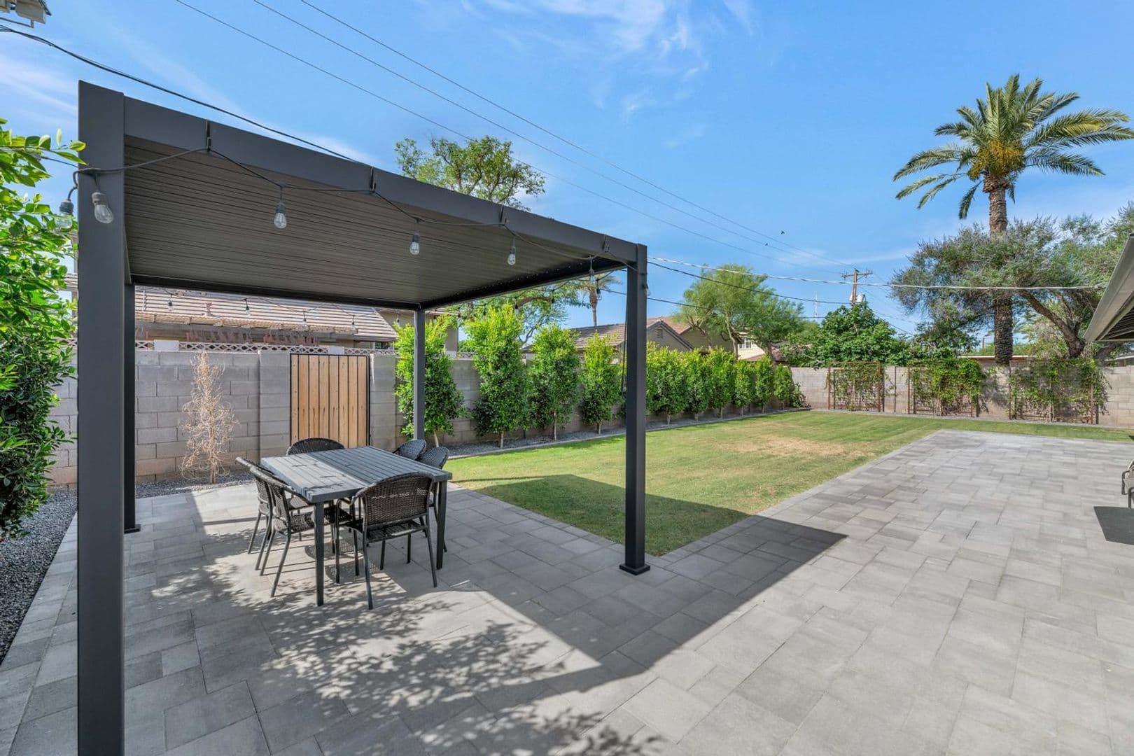 Tempe House: 103 W. Palmcroft Dr