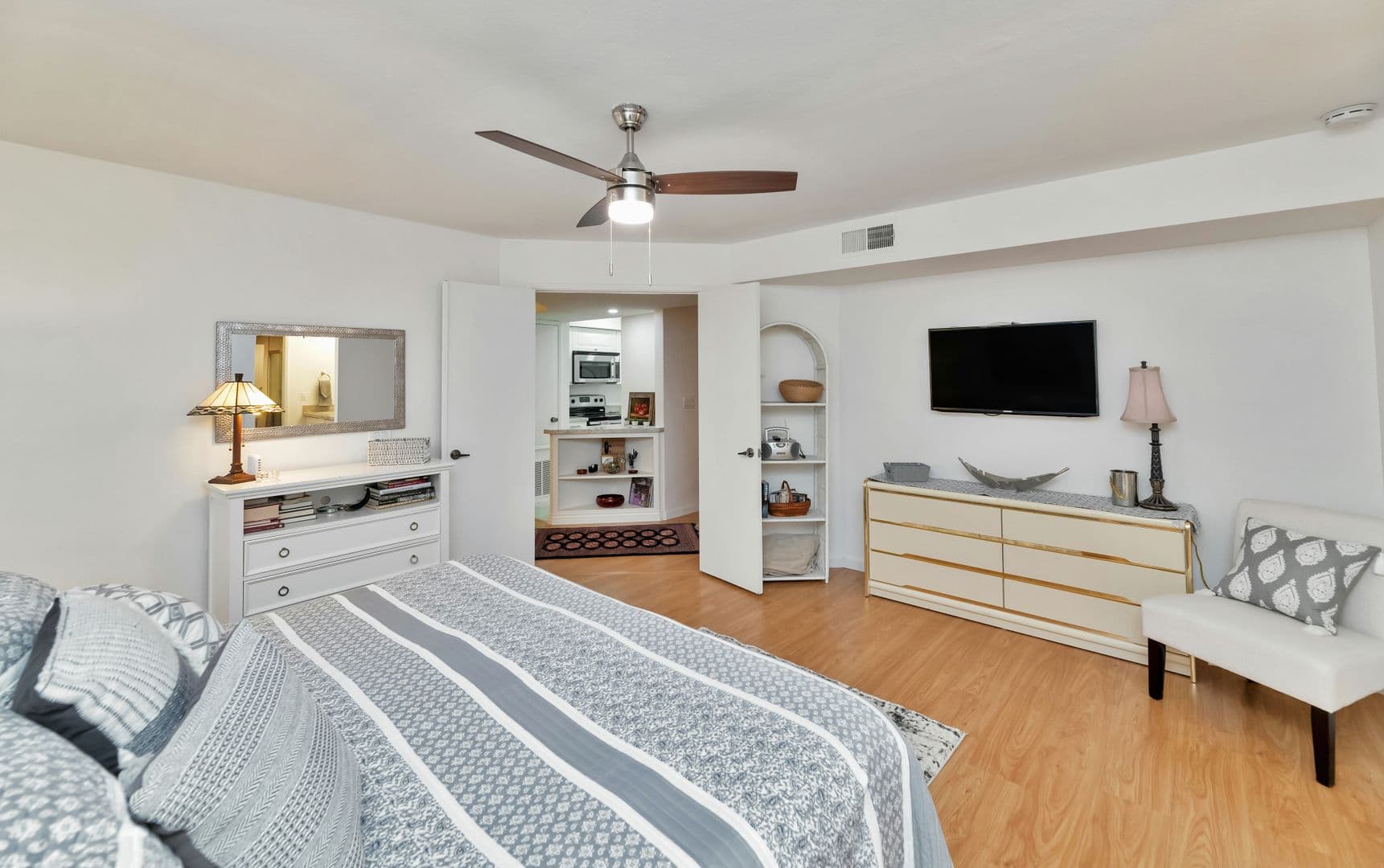 Phoenix House: 5213 N 24th St #103