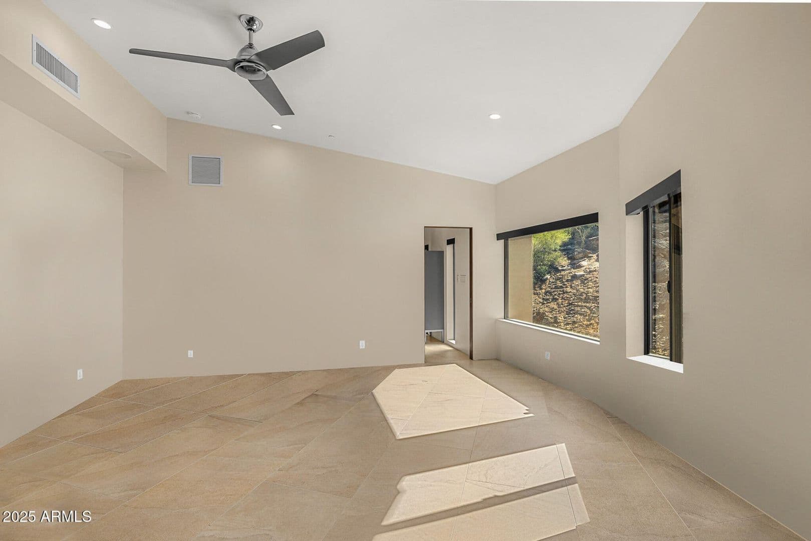 Paradise Valley House: 6331 E. Hummingbird Lane