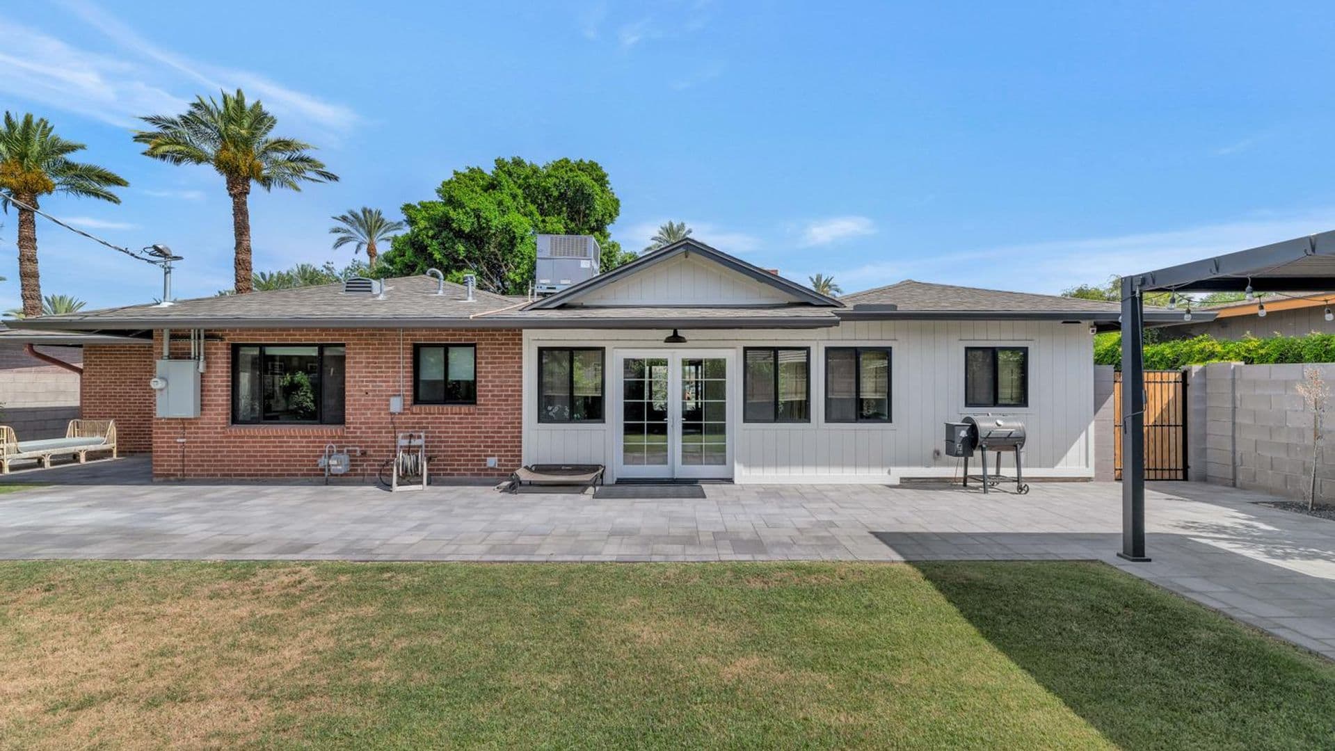Tempe House: 103 W. Palmcroft Dr